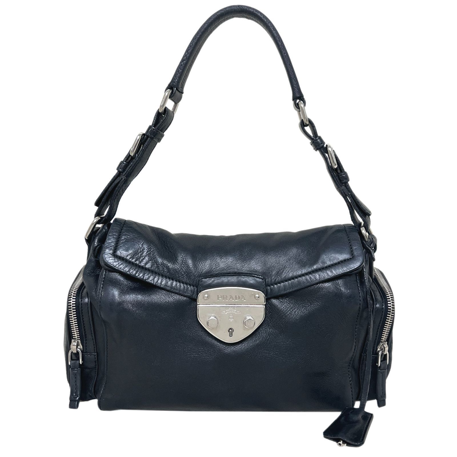 PRADA　プラダ　バッグ　オールレザー　肩掛け　ワンショルダー　サイドポケット　三角ロゴ　黒　NERO　ブラック