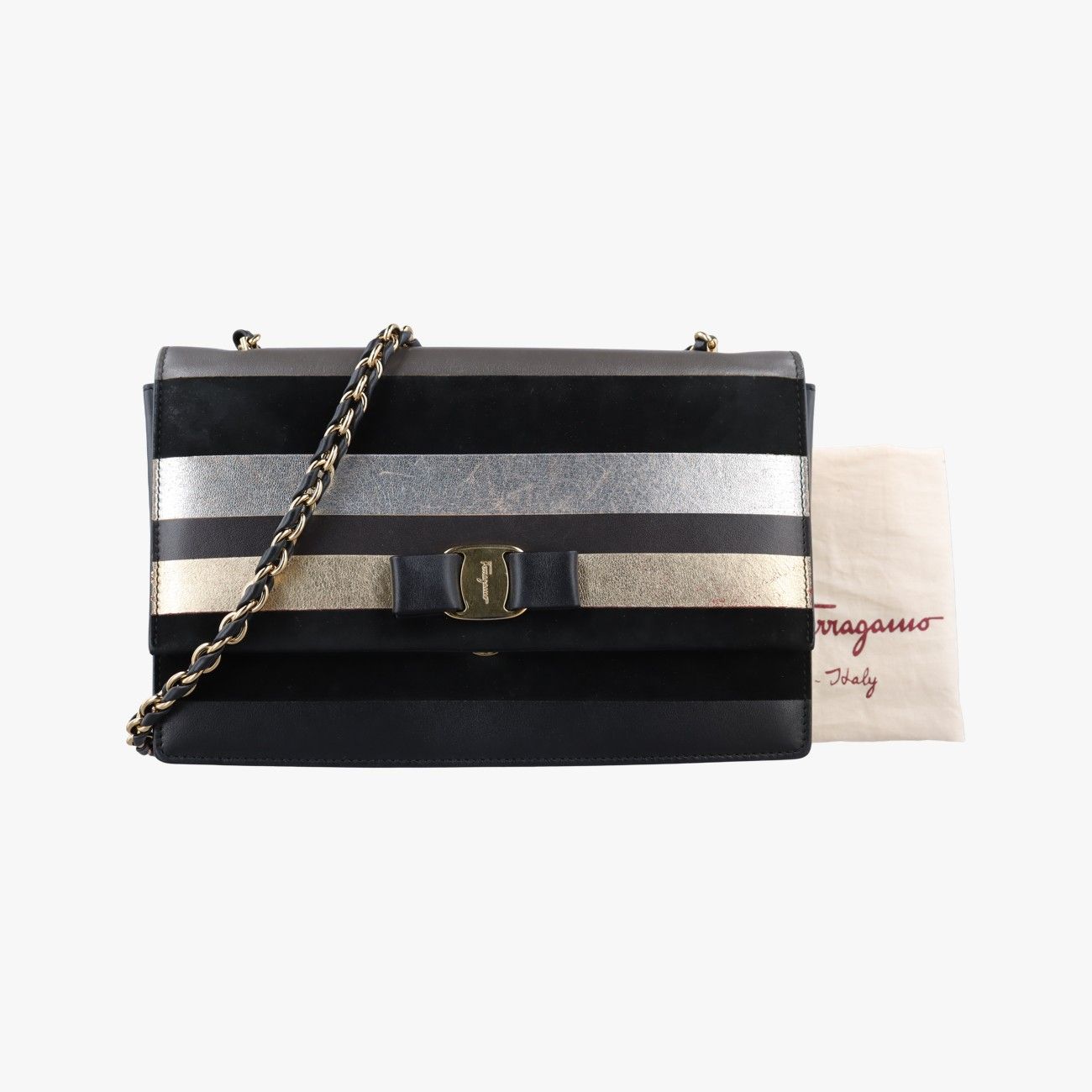 フェラガモFerragamoヴァラ ストライプ ブラック × ゴールド × シルバー レザー DY-21 F550