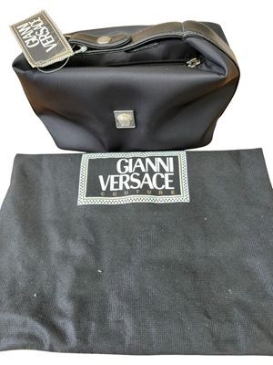 未使用品 店頭展示品 GIANNI VERSACE ナイロン ハンドバッグ ブラック
