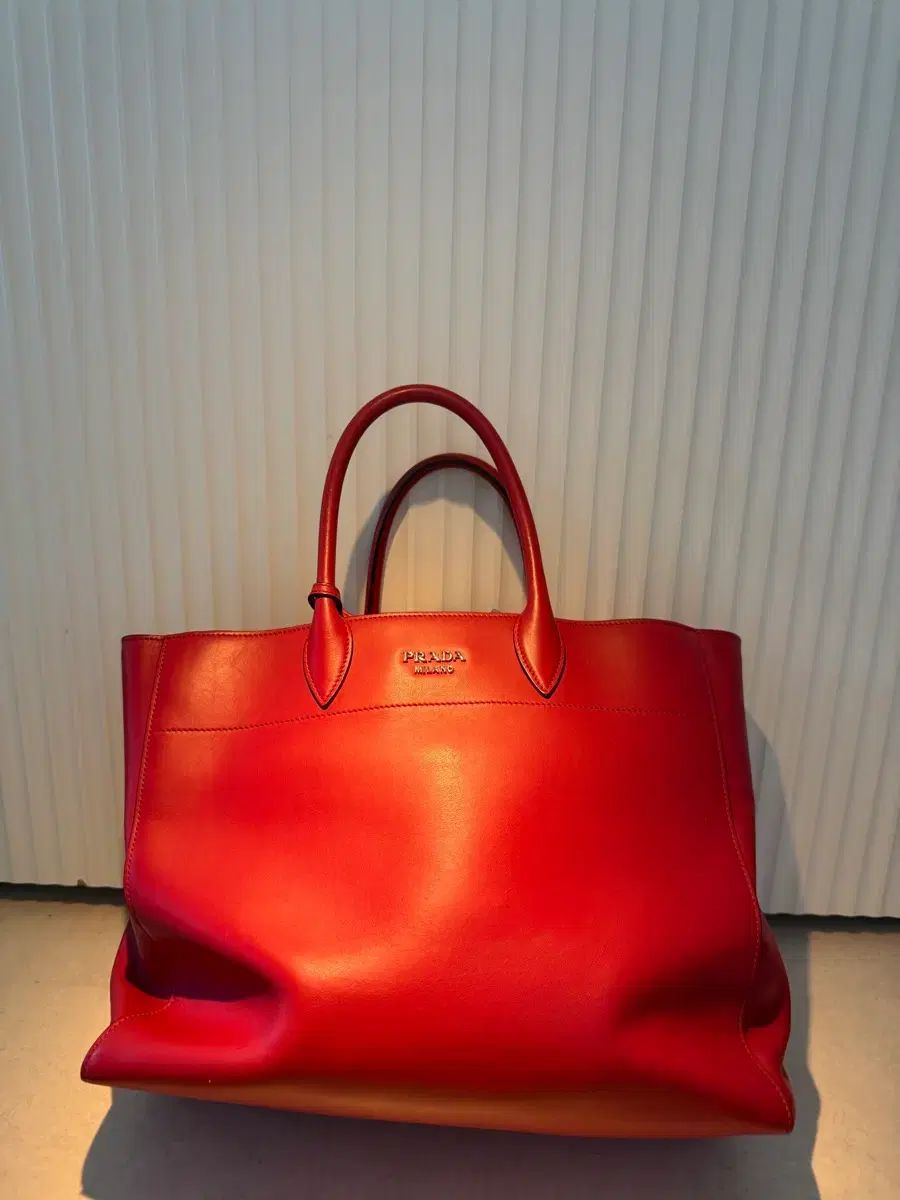 PRADA プラダ サフィアーノ トートバッグ レッド