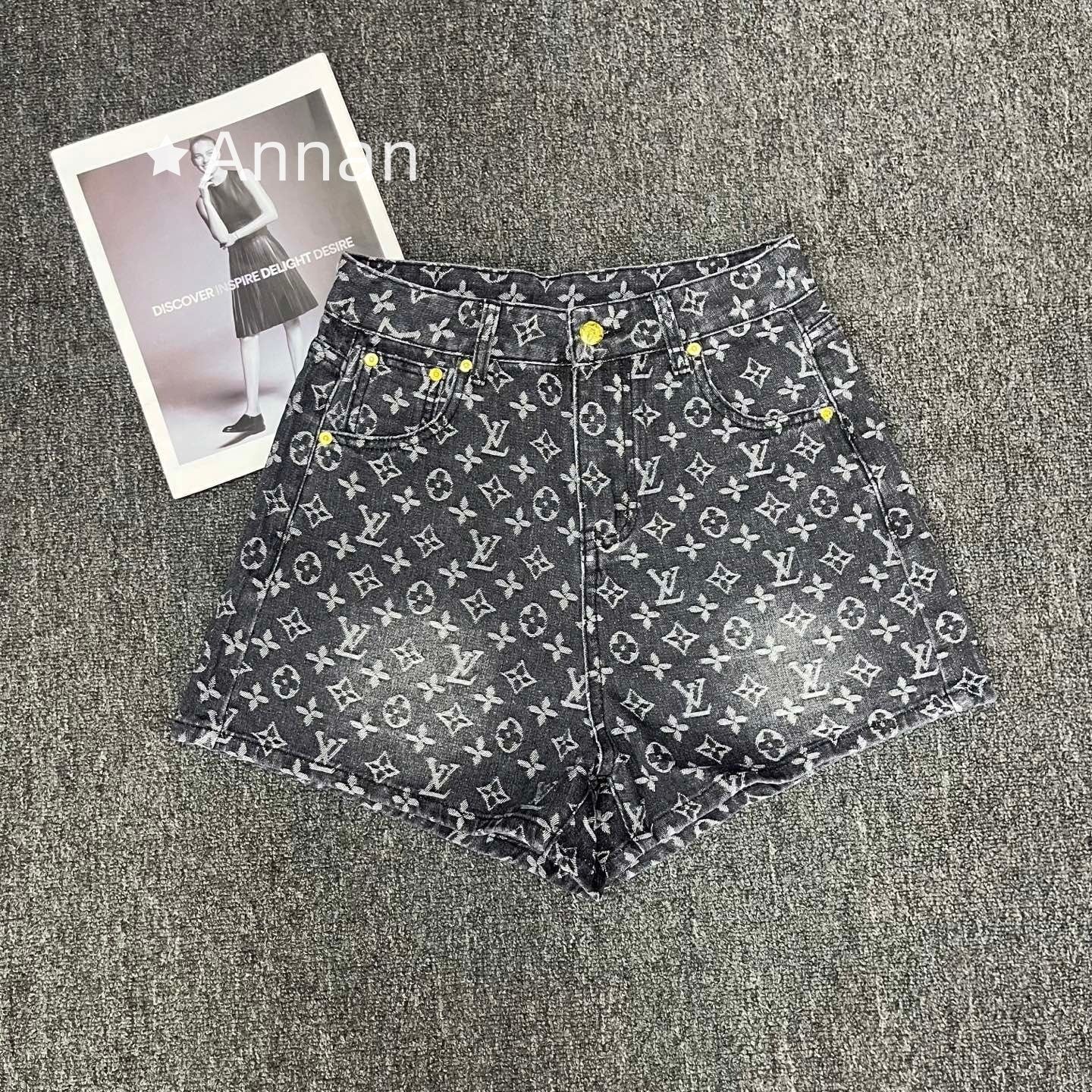 状態良 新品 LV LOUIS VUITTON ルイヴィトン ショートパンツ ハーフパンツ レディース