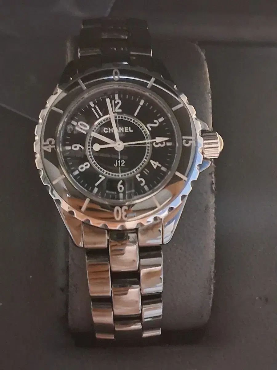 シャネル CHANEL J12 ブラック 光沢 SAERA セラミック 33mm 韓国国内 デパート 2018年
