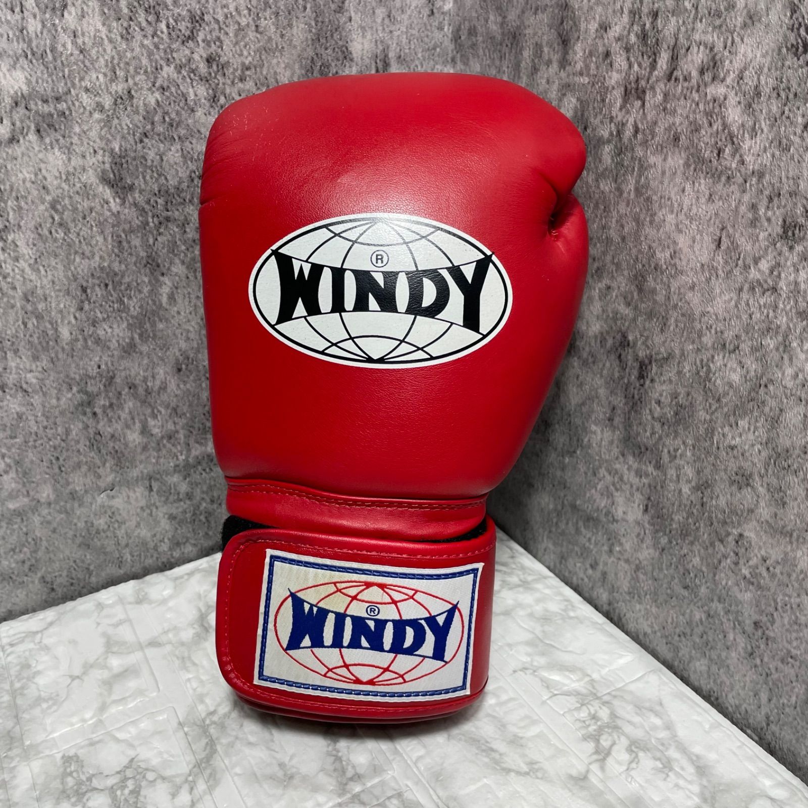 WINDY ボクシンググローブ 16OZ レガース Lサイズ 赤 - メルカリ