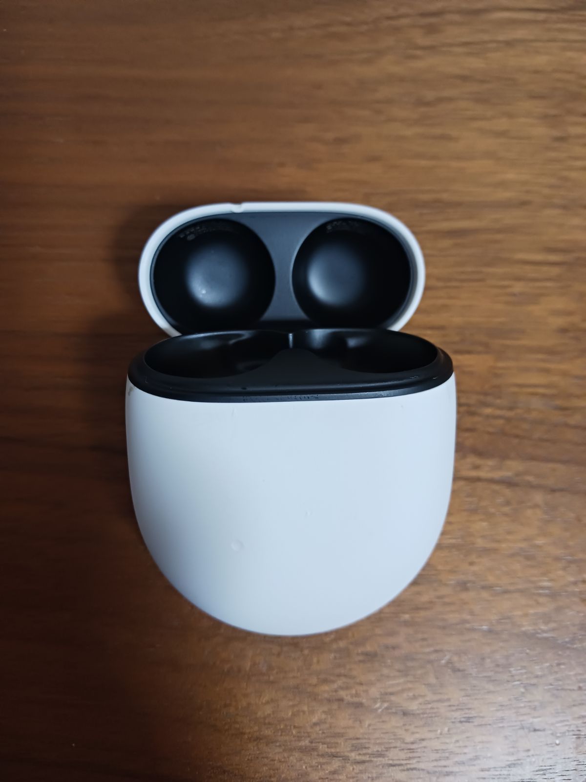 Google Pixel Buds Pro2 充電ケース