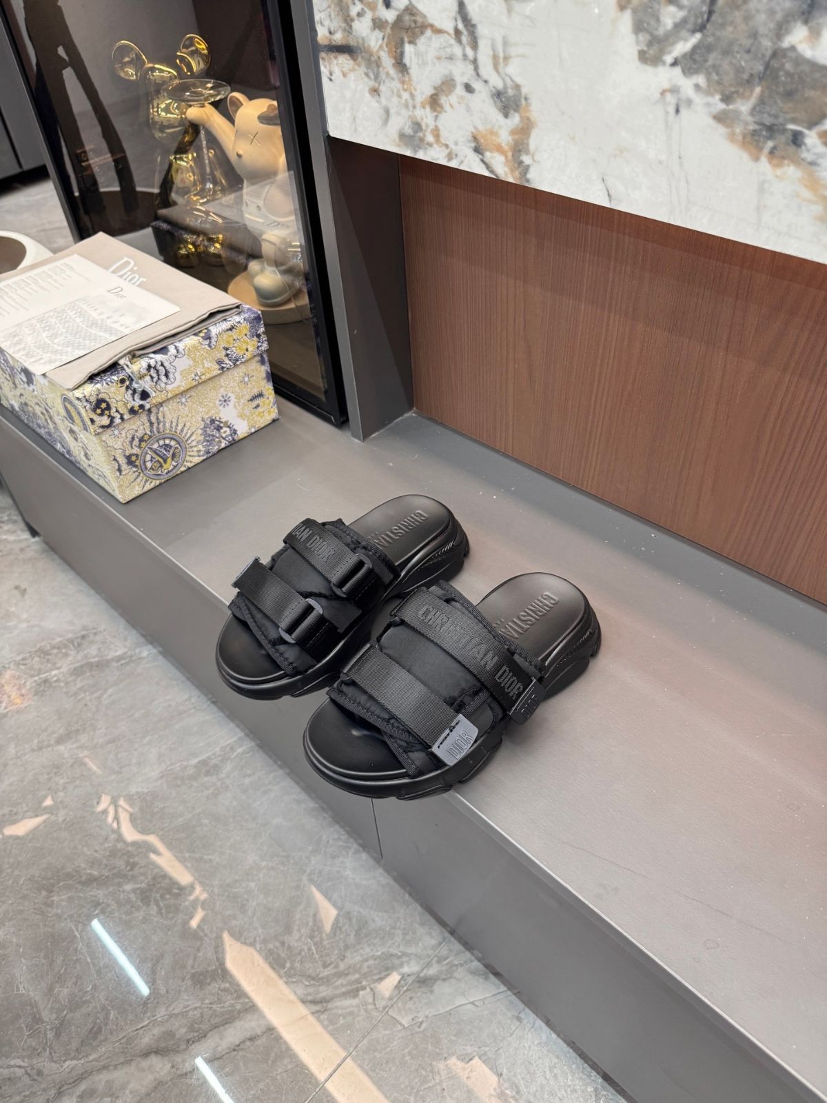 【限定】送料無料新品！新品 Christian Dior クリスチャンディオール サンダル レディース