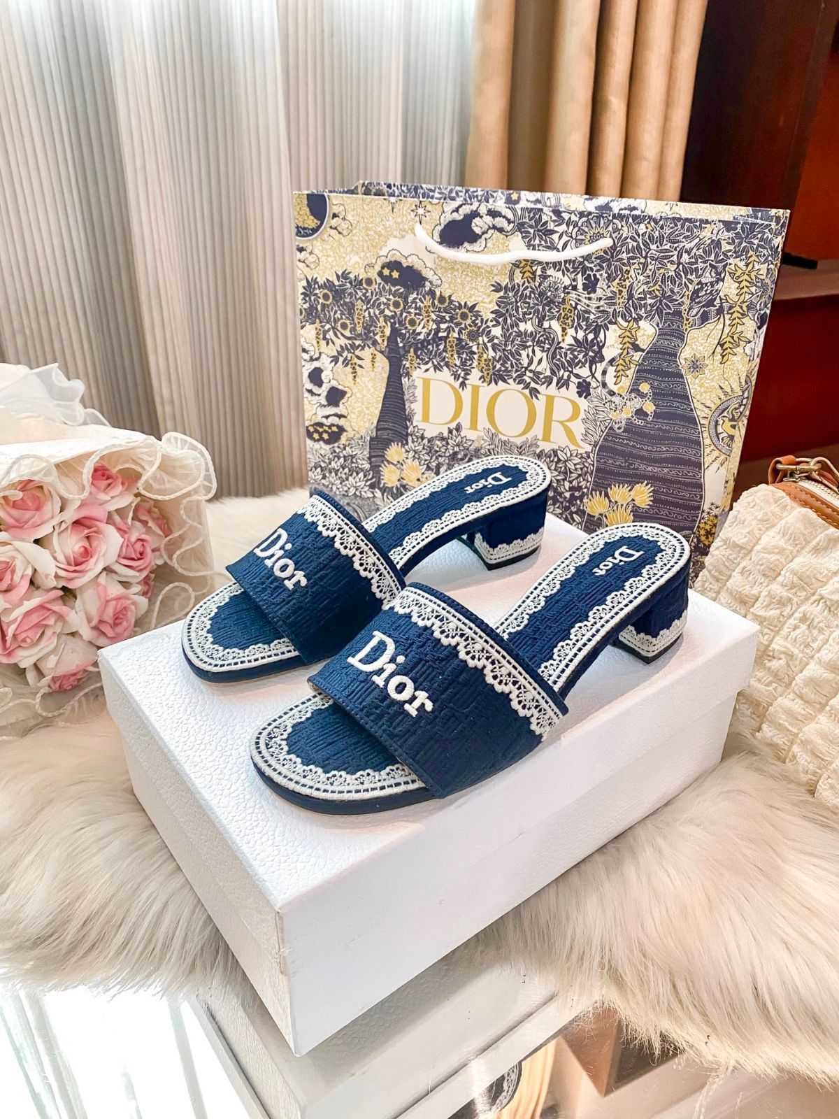 現行限定未使用に近い 新品 Christian Dior クリスチャンディオール サンダル