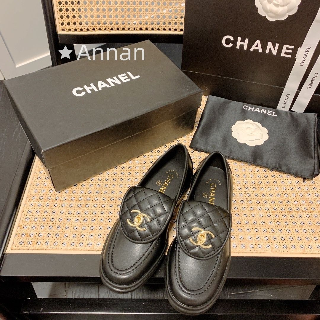 【希少品】綺麗 新品 CHANEL シャネル ローファー?革靴