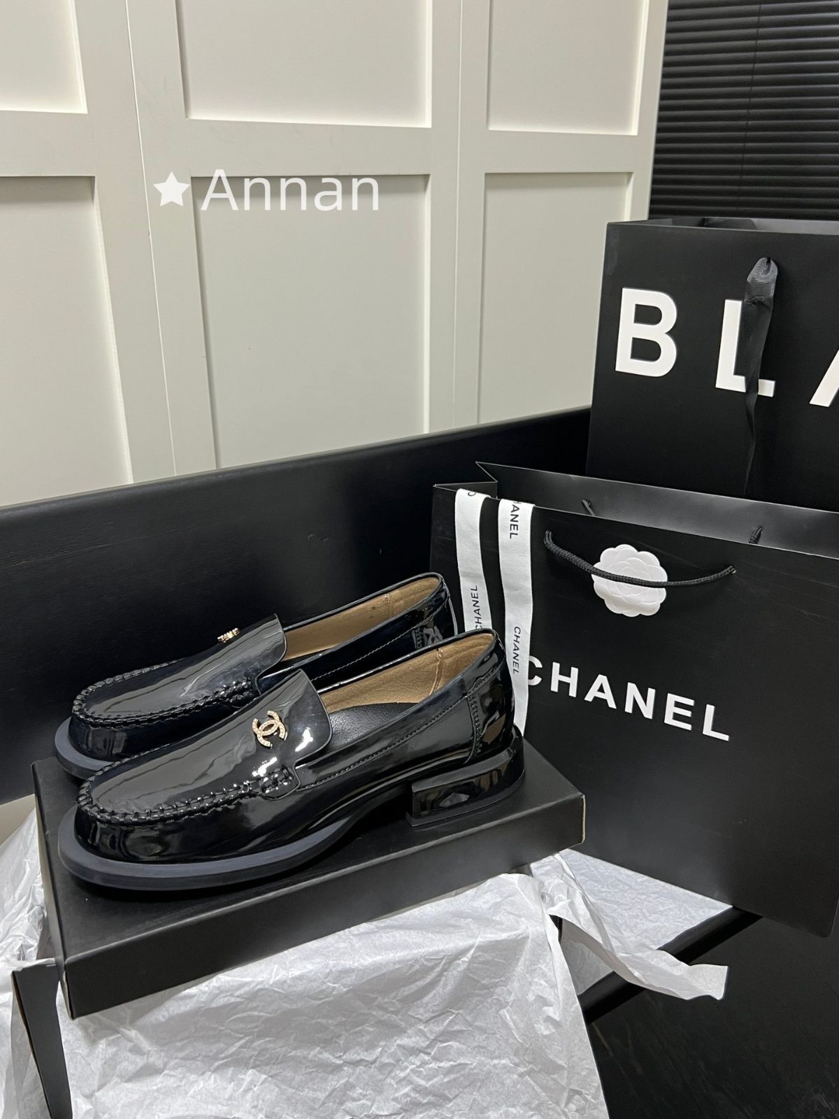 限界価格美品 新品 CHANEL シャネル ローファー?革靴