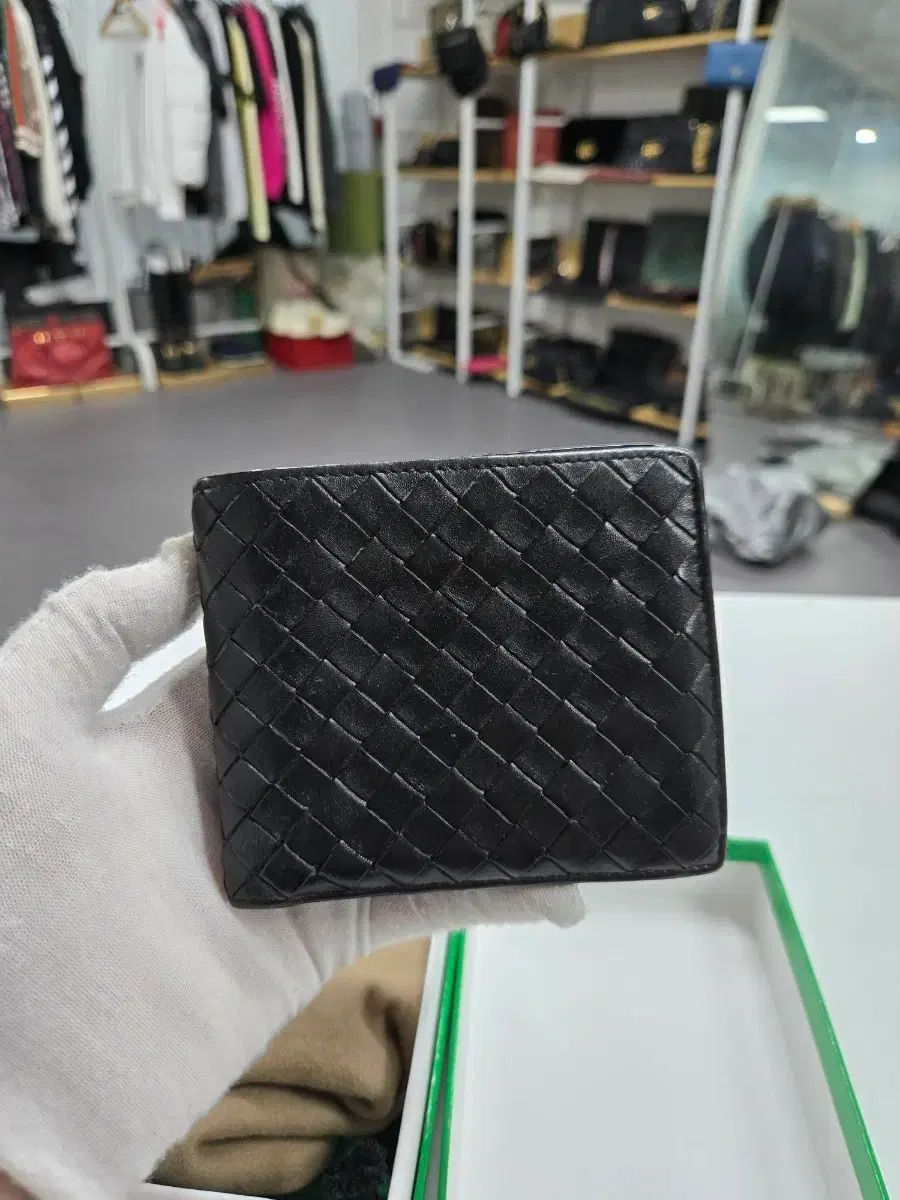 正規品 Bottega Veneta ボッテガ・ヴェネタ 二つ折り財布
