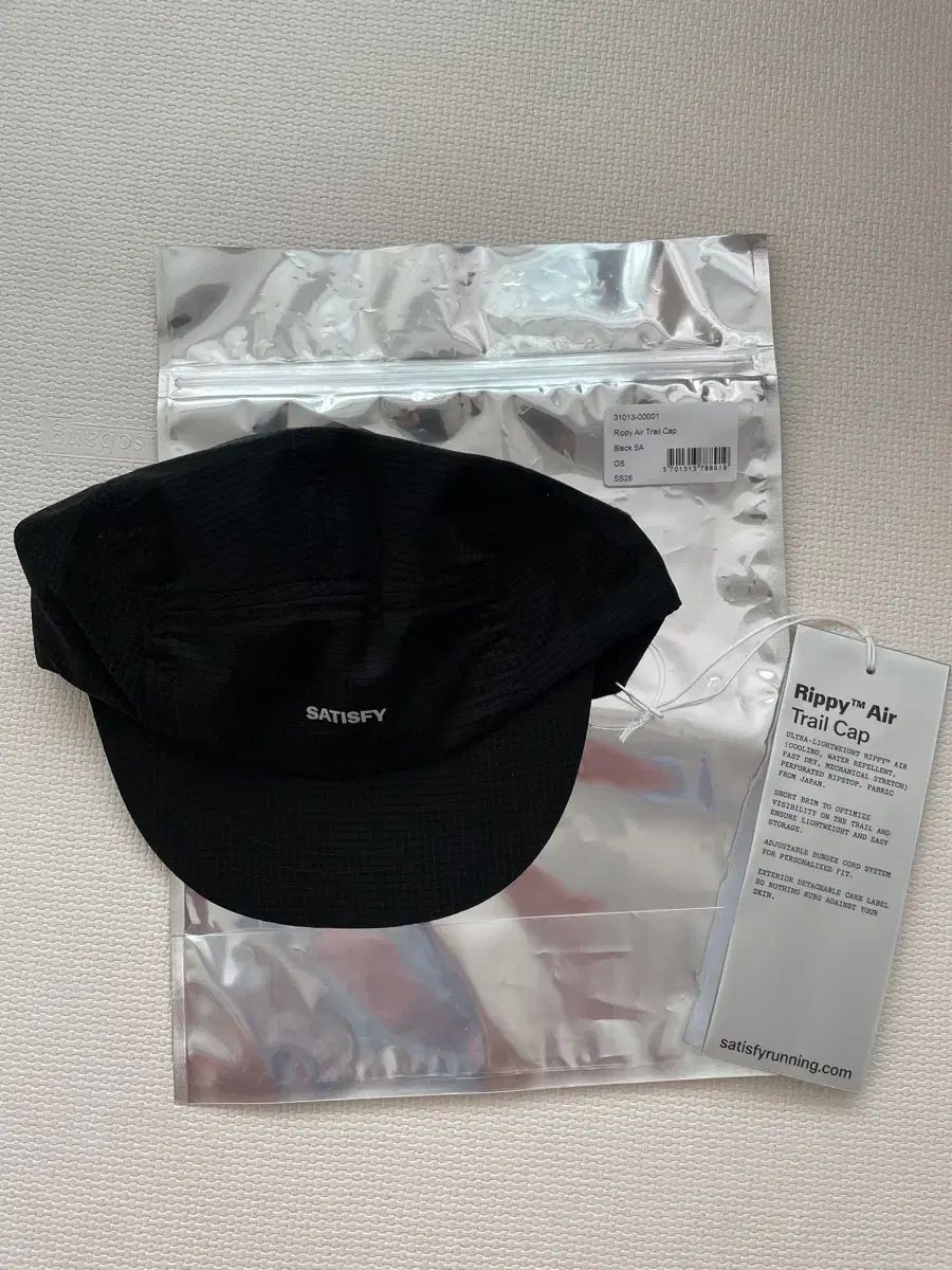 新品 SATISFY Rippy Air Trail Cap Black