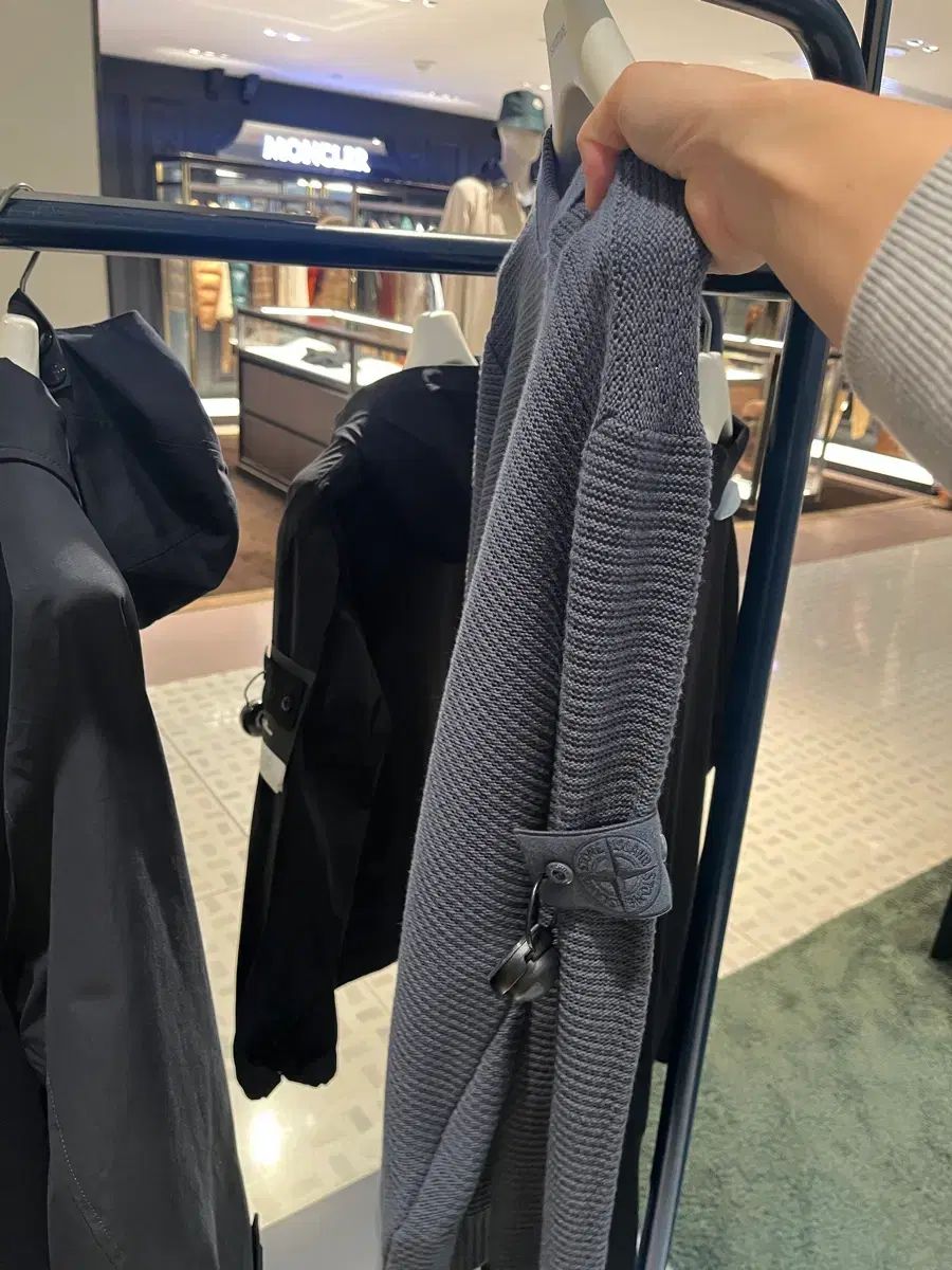 STONE ISLAND ゴーストピース ニット