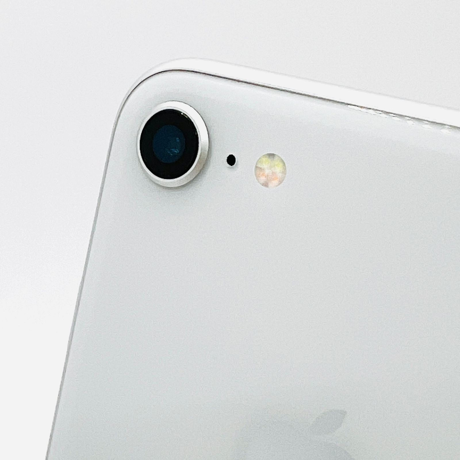 docomo iPhone 8 64GB シルバー SIM解除済 Bランク - メルカリ