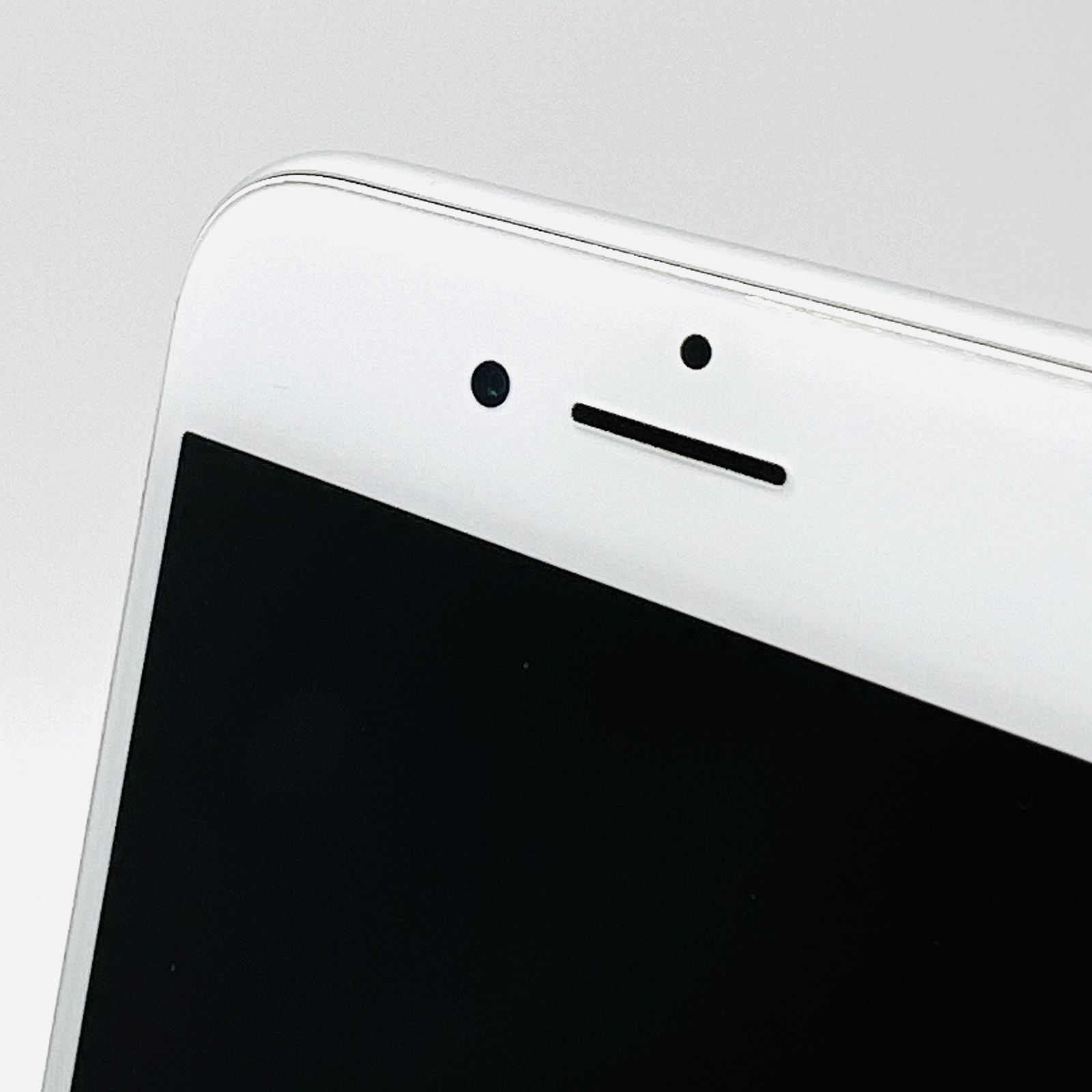 docomo iPhone 8 64GB シルバー MQ792J/A SIMロック解除済み 利用制限