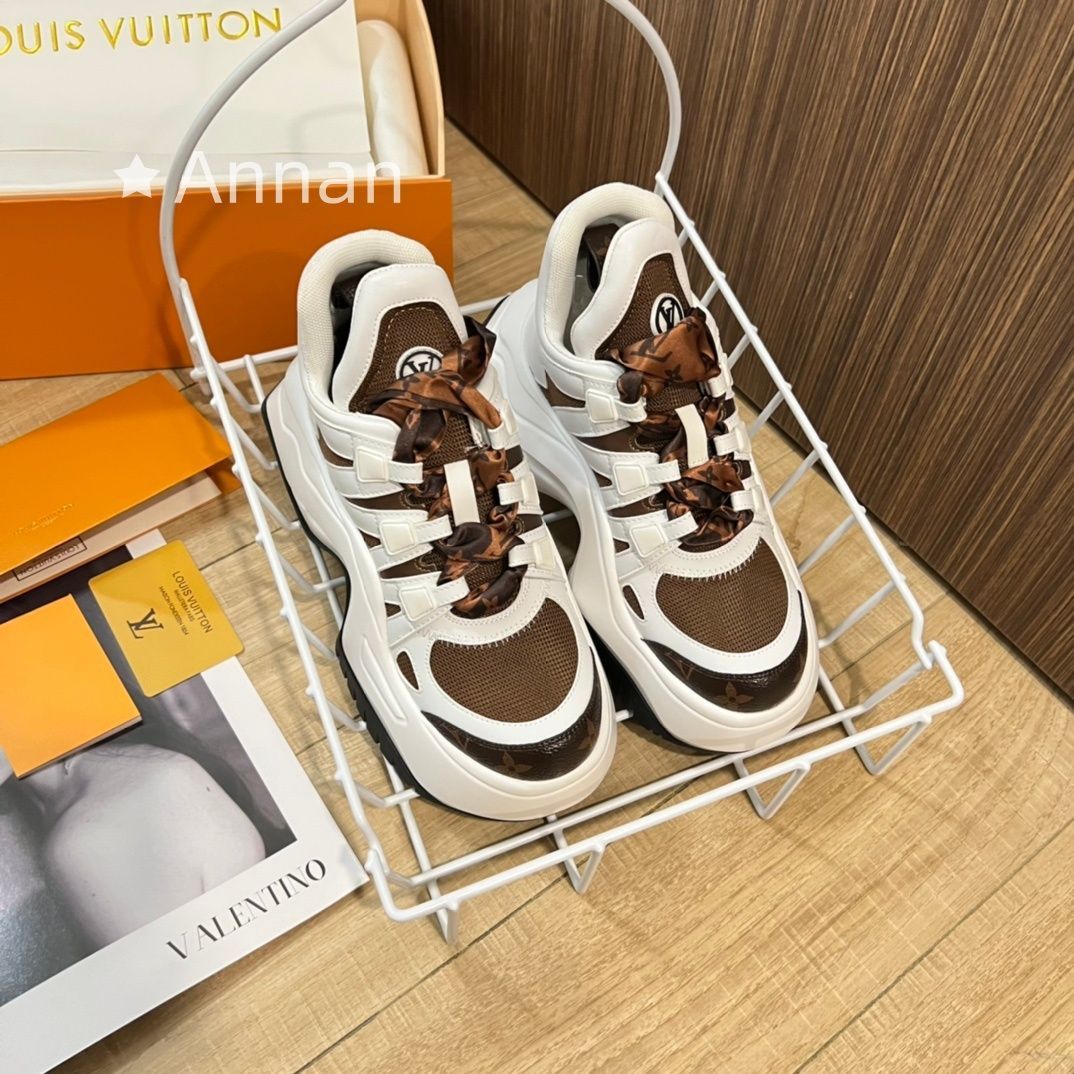 本日限定！新品 LV LOUIS VUITTON ルイヴィトン スニーカー レディース