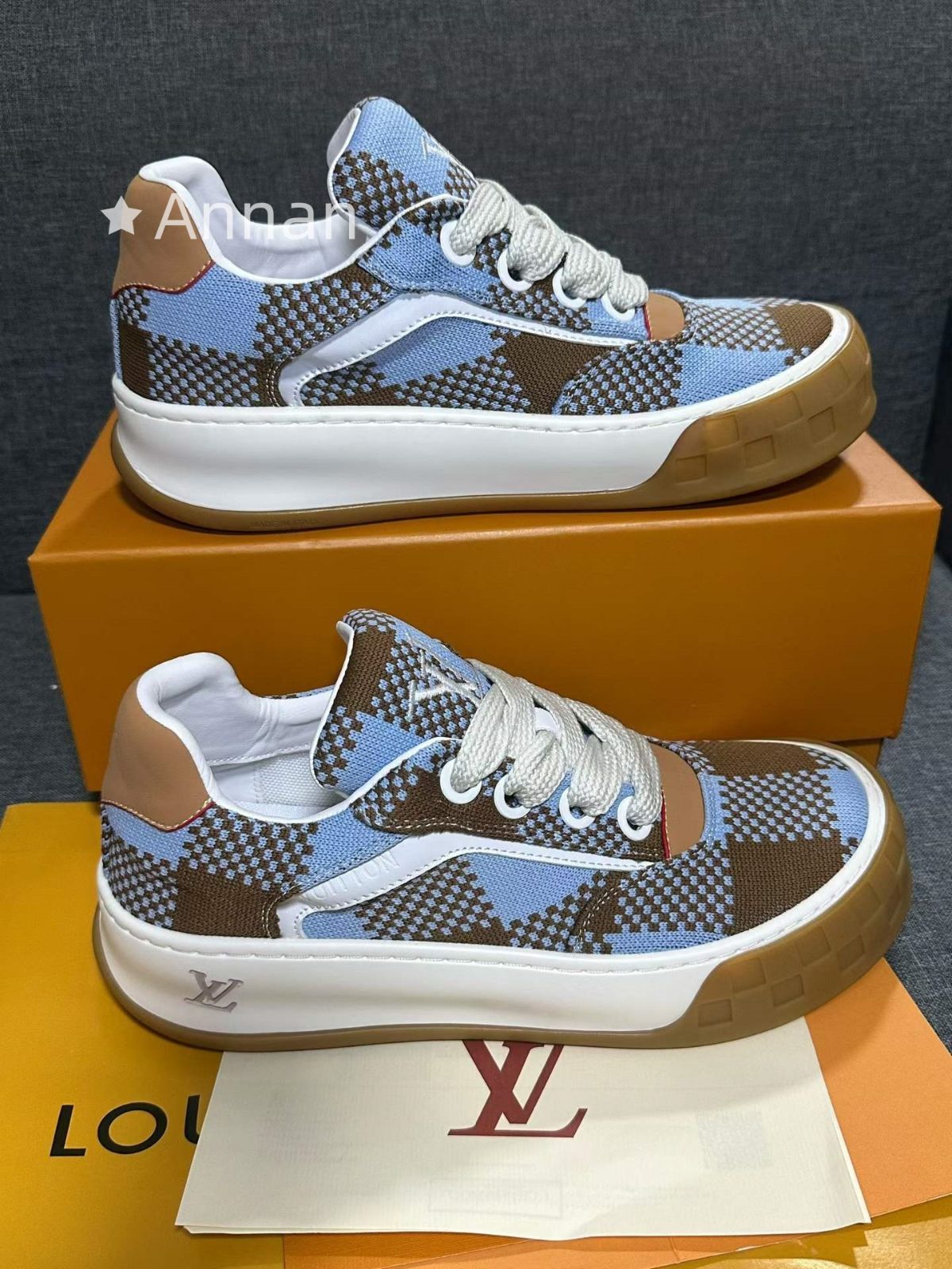 美品 限定 新品 LV LOUIS VUITTON ルイヴィトン スニーカー レディース