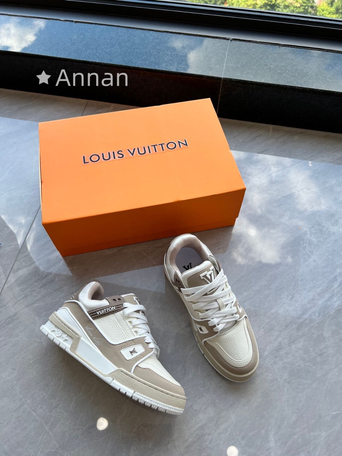 破格 可愛 美新品 LV LOUIS VUITTON ルイヴィトン スニーカー レディース