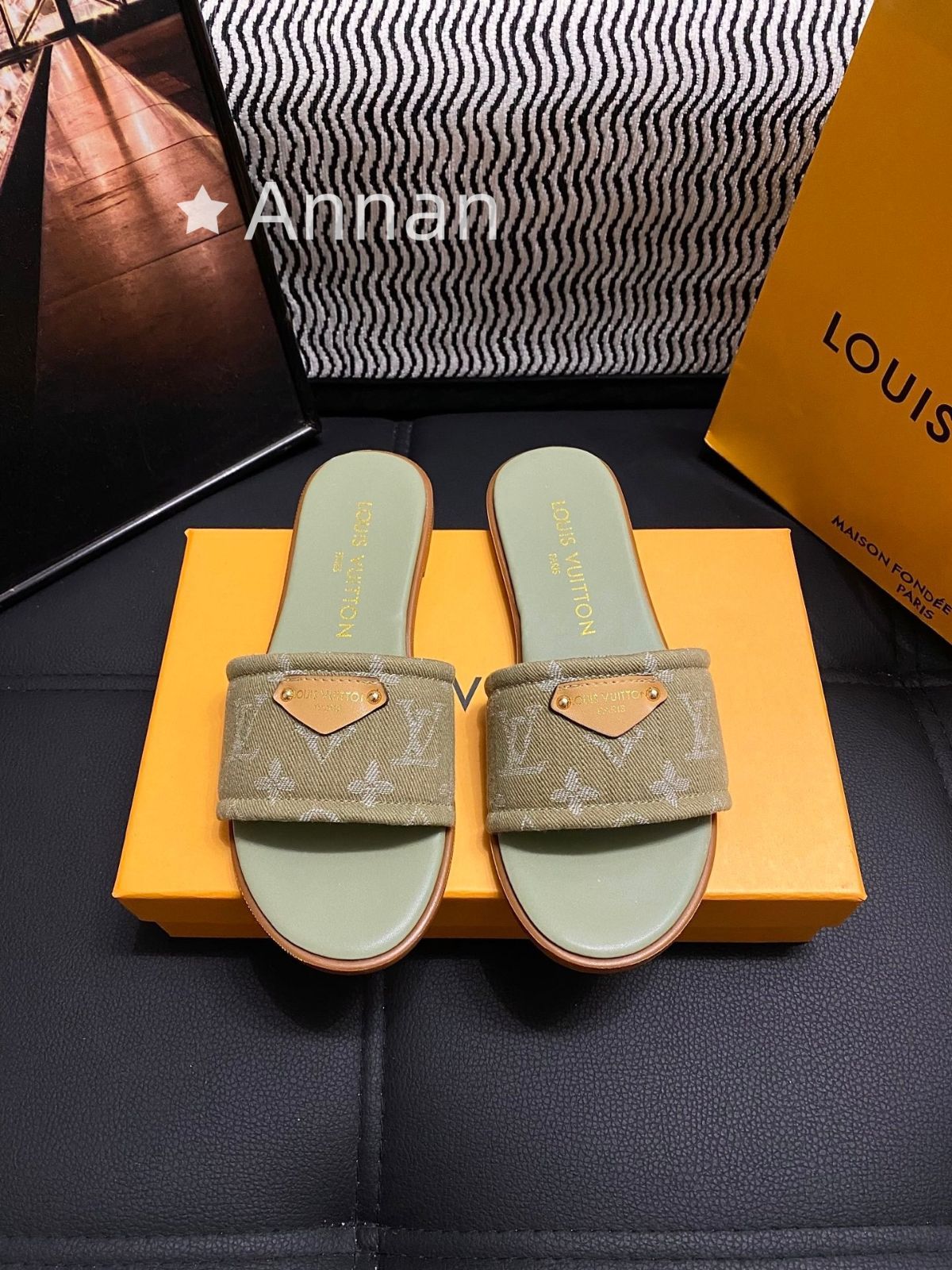 超希少 送料無料新品 LV LOUIS VUITTON ルイヴィトン サンダル
