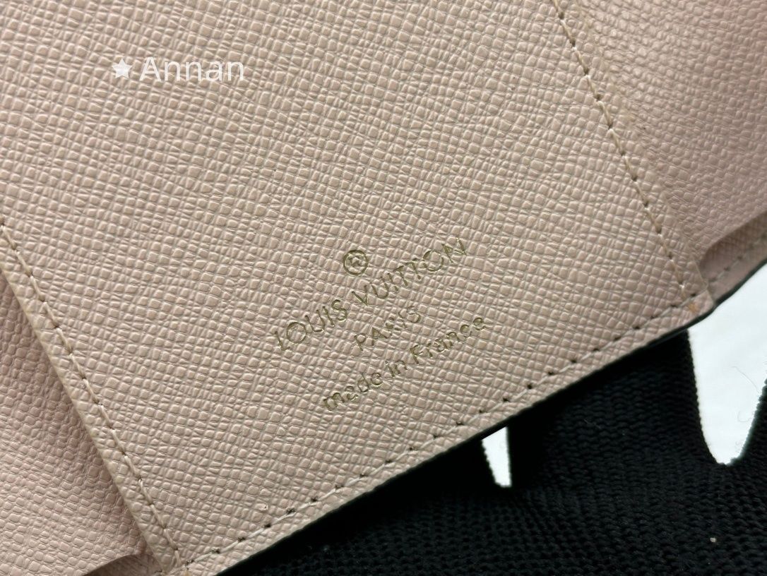 現行限定未使用に近い 財布 LOUIS VUITTON 折り財布 ルイヴィトン 折り財布 小銭入れ 現行限定未使用に近い 財布 LOUIS VUITTON 折り財布 ルイヴィトン 折り財布 小銭入れ