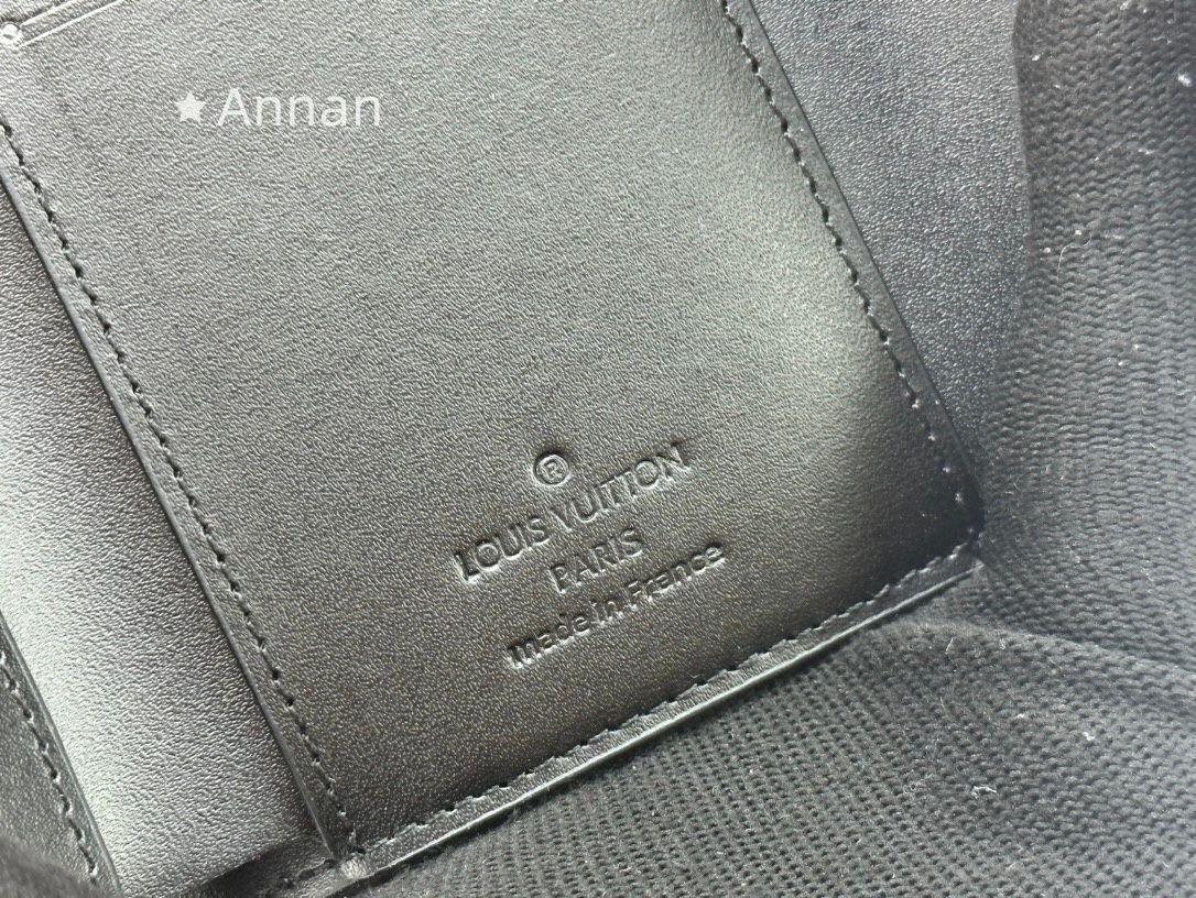 新品！！現行モデ LOUIS VUITTON 折り財布 ルイヴィトン 折り財布 小銭入れ
