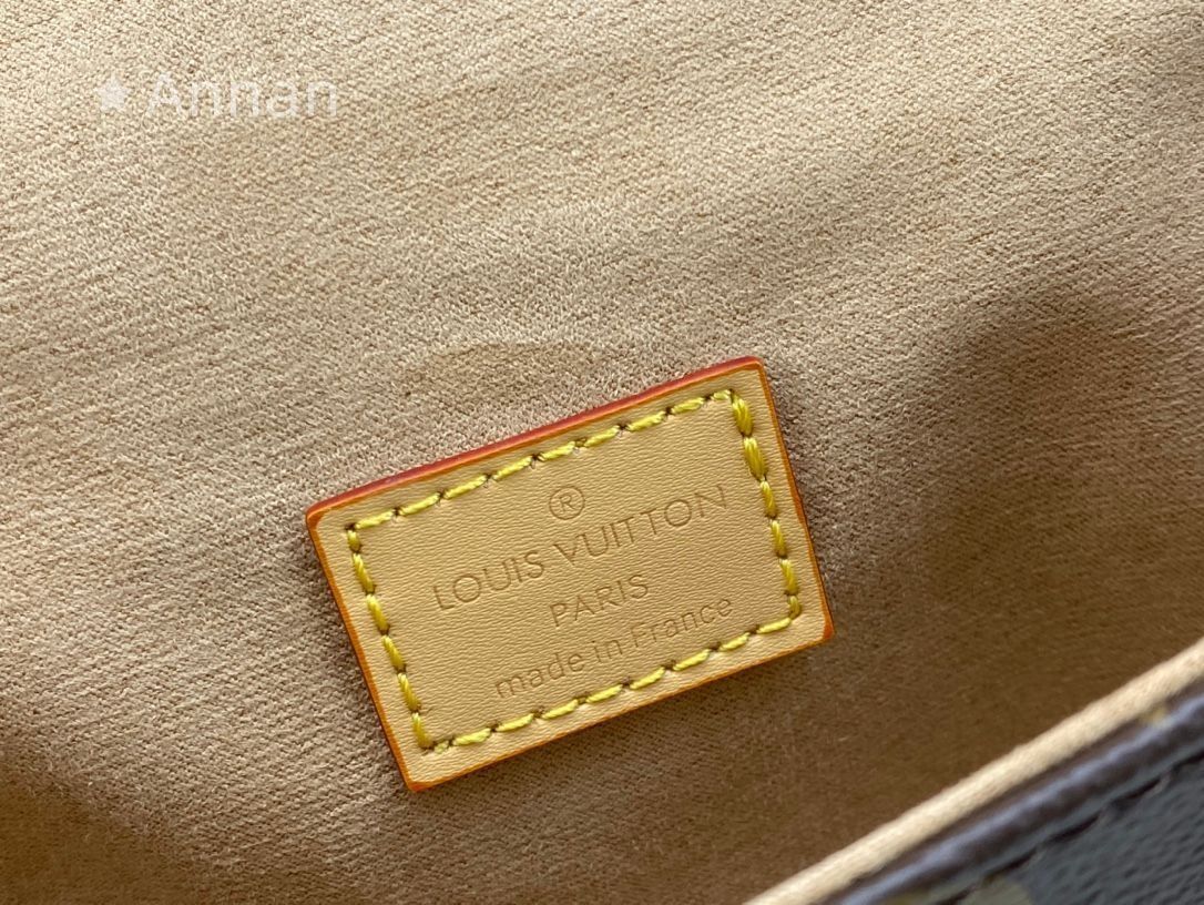 美品 LOUIS VUITTON ルイヴィトン ショルダーバッグ ソミュールBB M46740