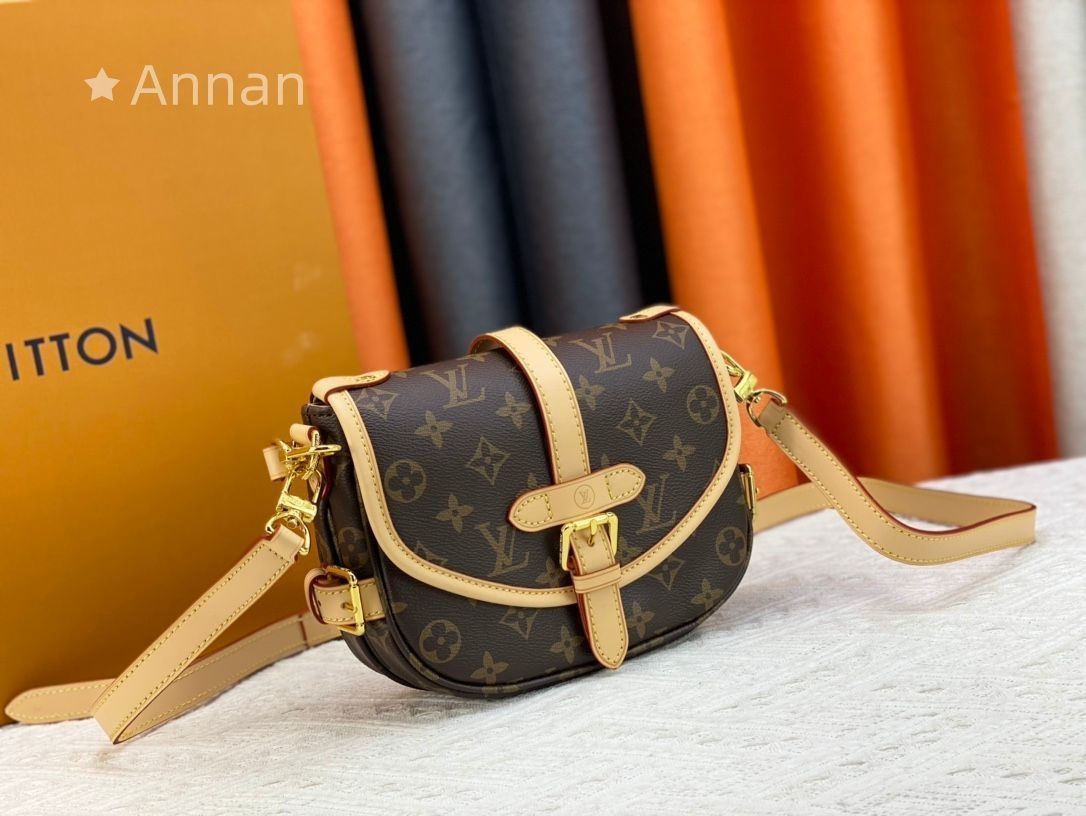 美品 LOUIS VUITTON ルイヴィトン ショルダーバッグ ソミュールBB M46740