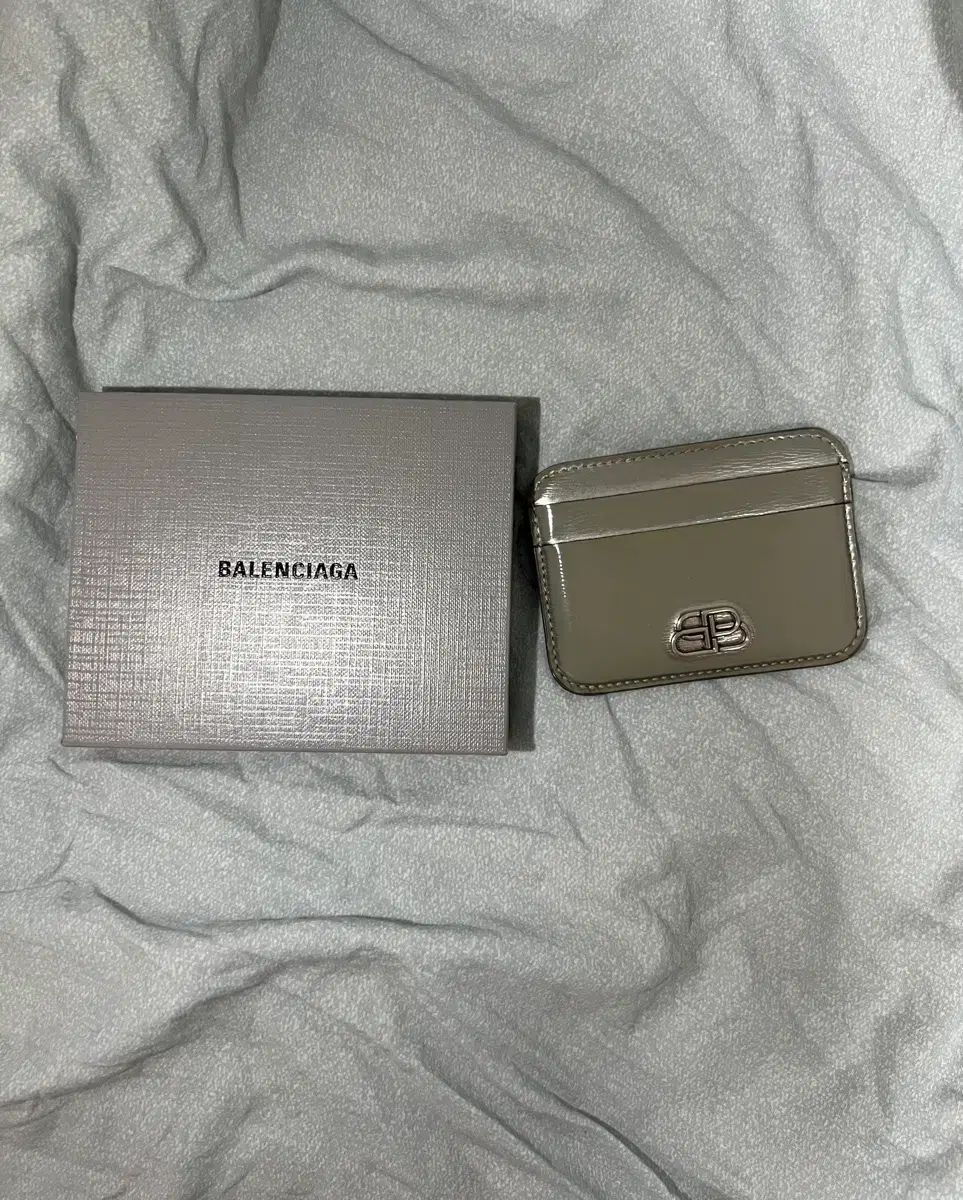 バレンシアガ bb ロゴ カードウォレット