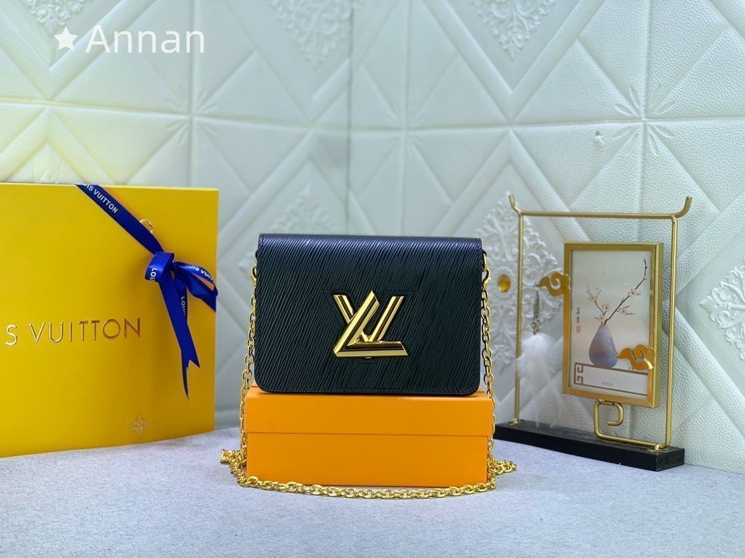 送料無料 LOUIS VUITTON ルイヴィトン レディース ショルダーバッグ TWIST BELT 10,500円