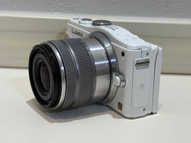 Panasonic LUMIX DMC-GF6 ホワイト ミラーレス一眼カメラ ズームレンズ