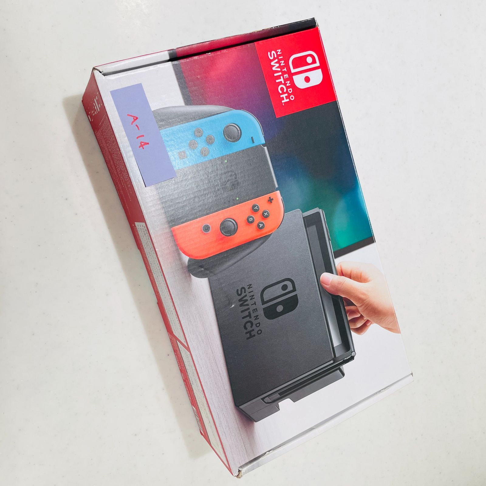 HAC-001 箱付 美品 Nintendo Switch ネオンブルー ネオンレッド 旧型 初期型 液晶キズなし ストラップ欠品 動作良好 スイッチ 任天堂 XAJ70065002691