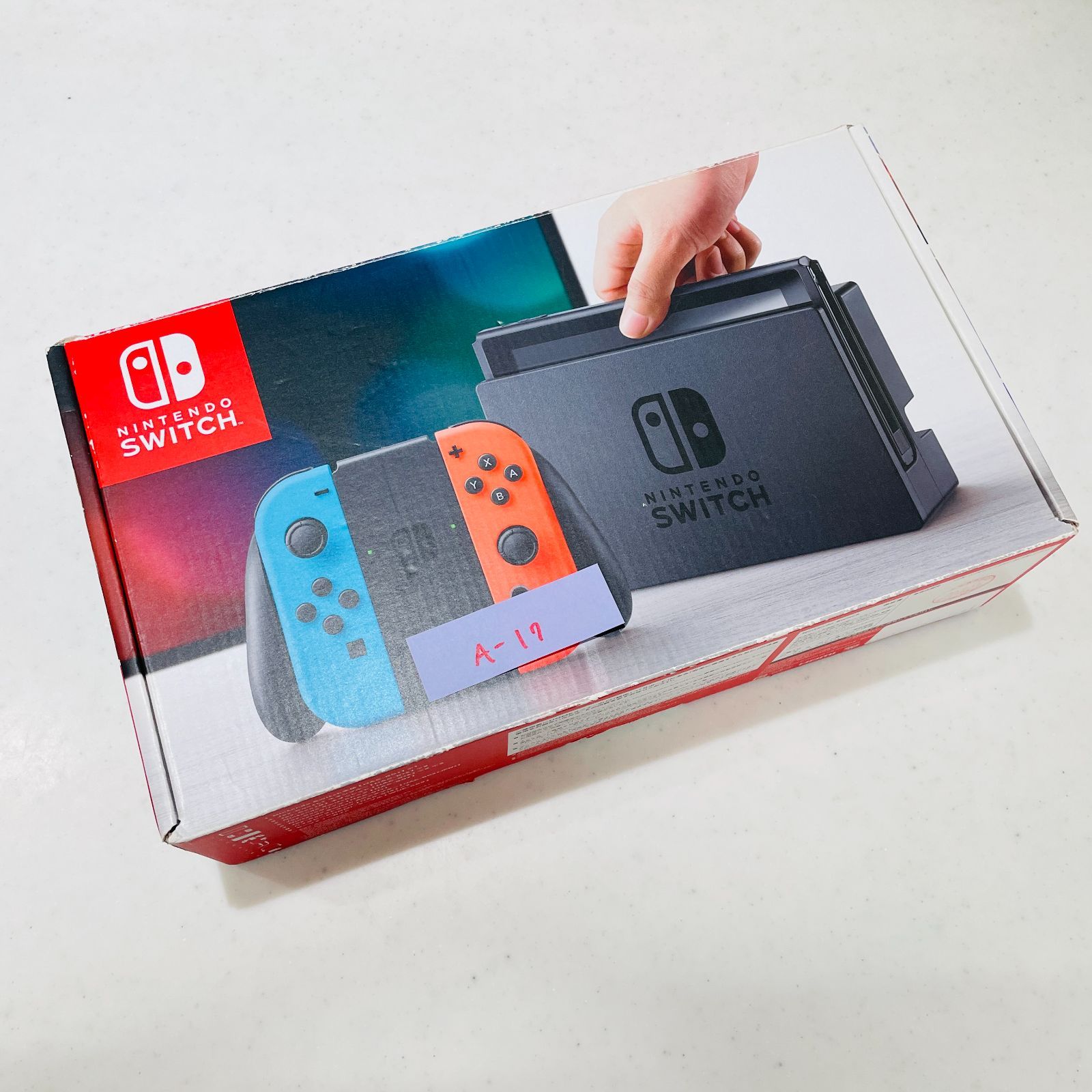 任天堂Switch （HAC-001 箱無し） HAC-001 箱付 内箱なし 美品 Nintendo Switch ネオンブルー ネオン