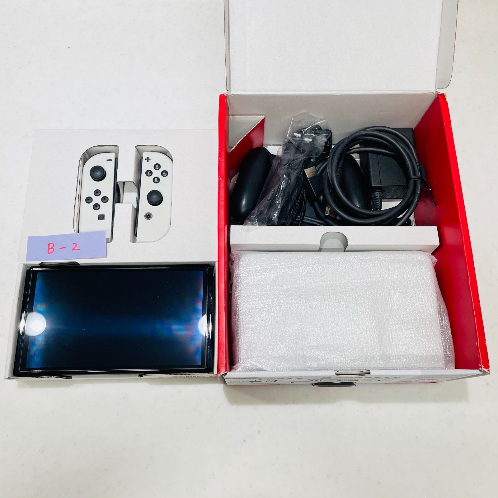 HEG-001 箱付 完品 美品 Nintendo Switch 有機ELモデル ホワイト 2024