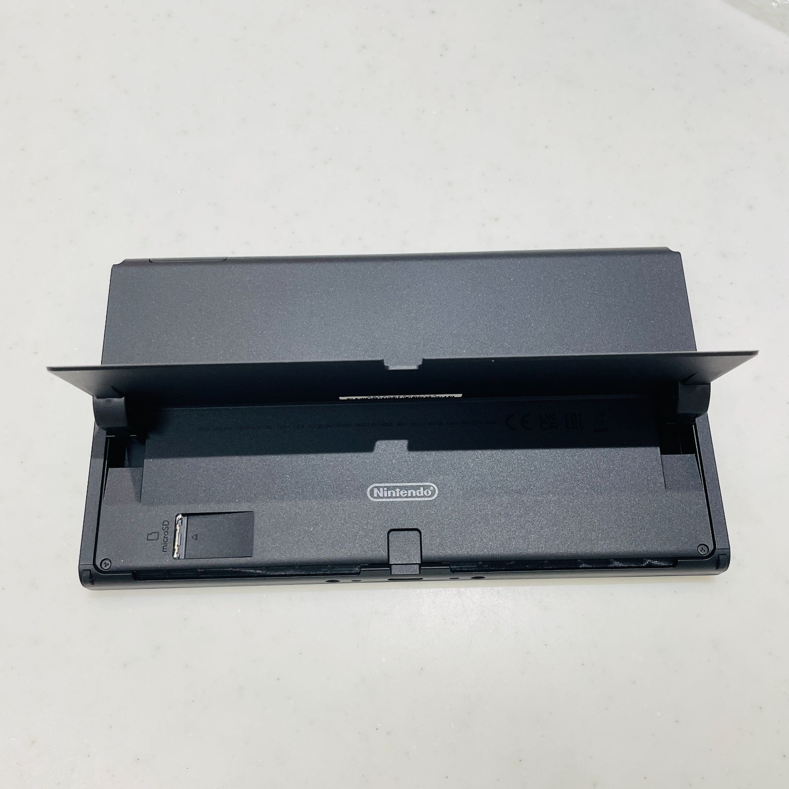HEG-001 箱付 美品 Nintendo Switch 有機ELモデル ホワイト 2021年製