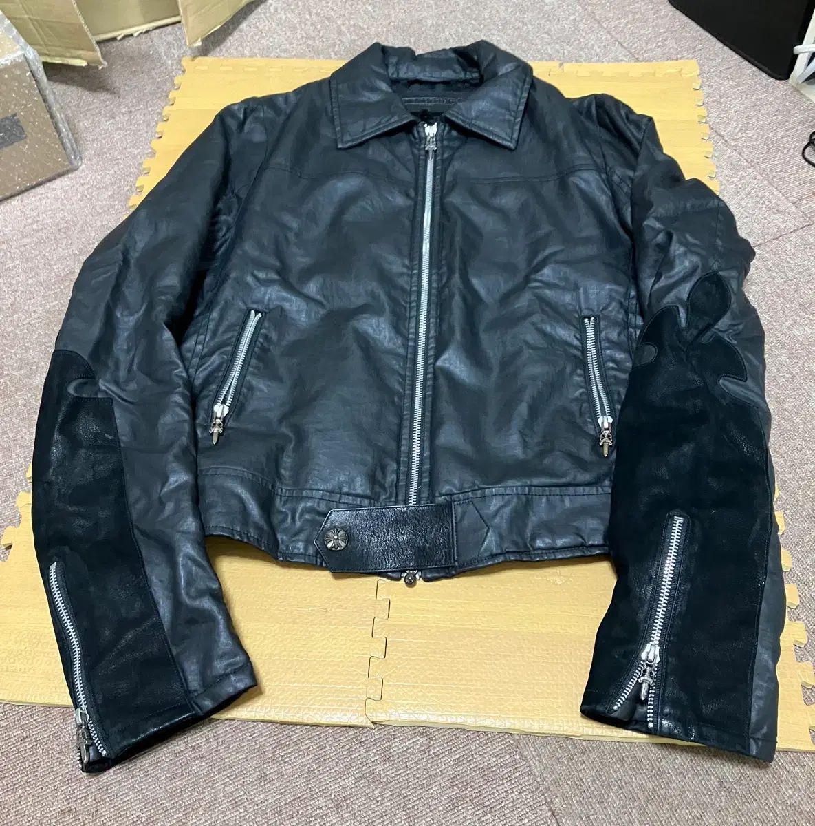 CHROME HAEATS ジャケット