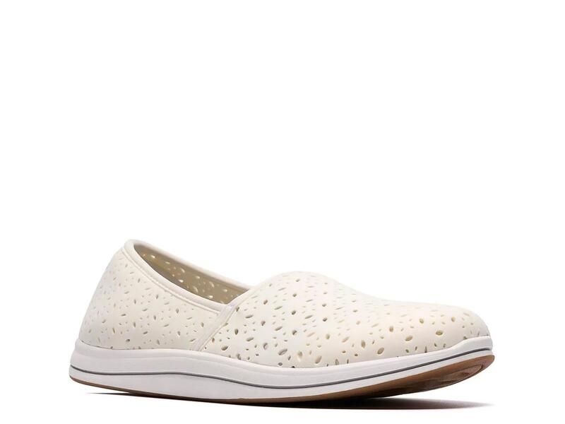 クラークス レディース シューズ スリッポン・ローファー Clarks Breeze Lily SlipOn White ホワイト