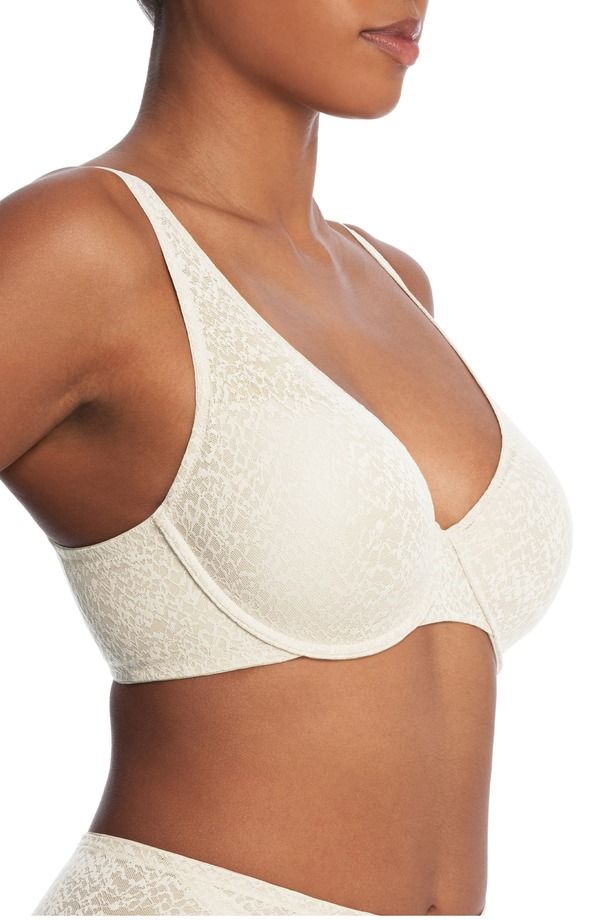 ナトリ レディース トップス Tシャツ Natori Pretty Smooth Full Fit Smoothing TShirt Bra Warm White ホワイト
