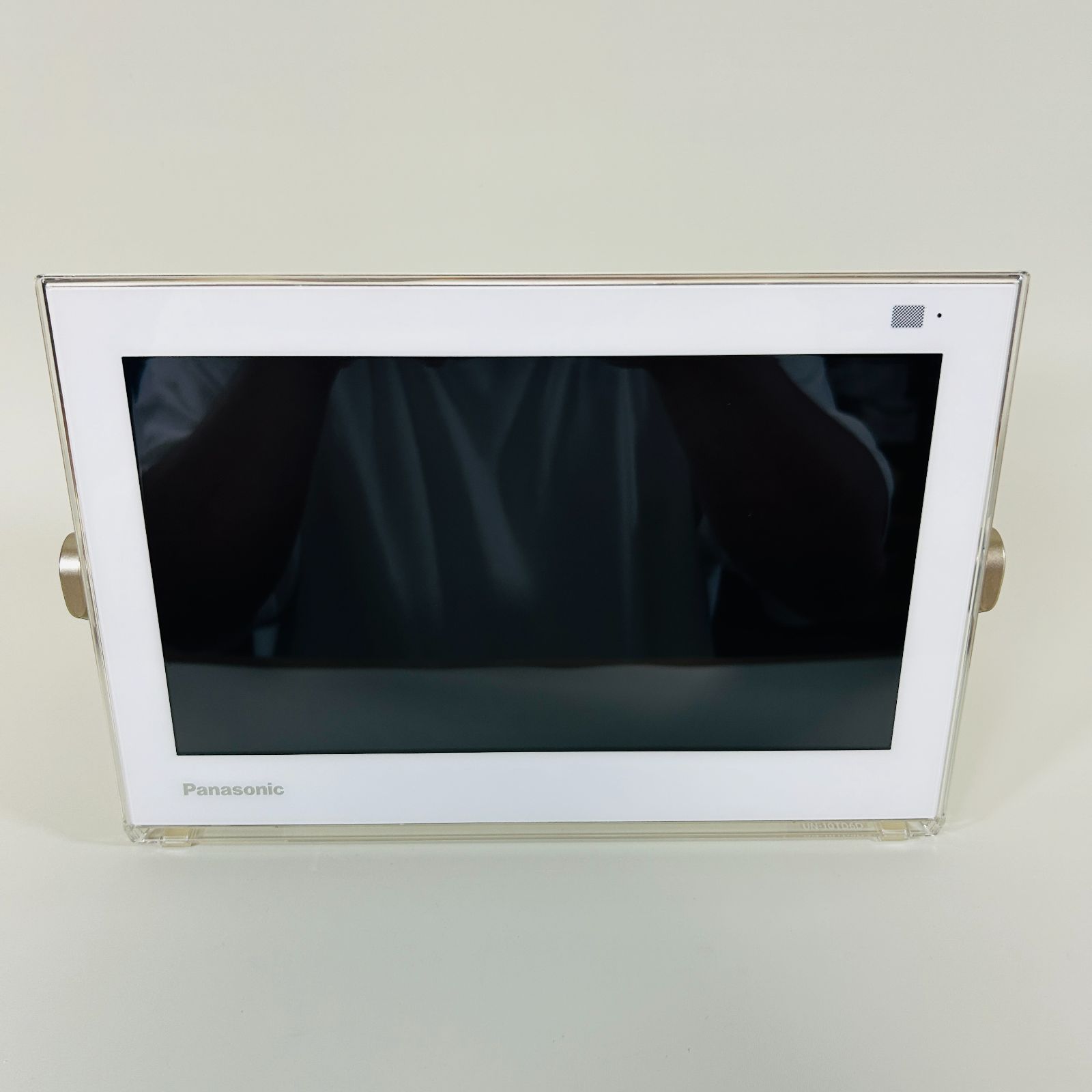 パナソニック ポータブルテレビ UN-TD6S UN-10TD6D 2016年製】Panasonic パナソニック UN-10TD6-W プライベート・ビエラ
