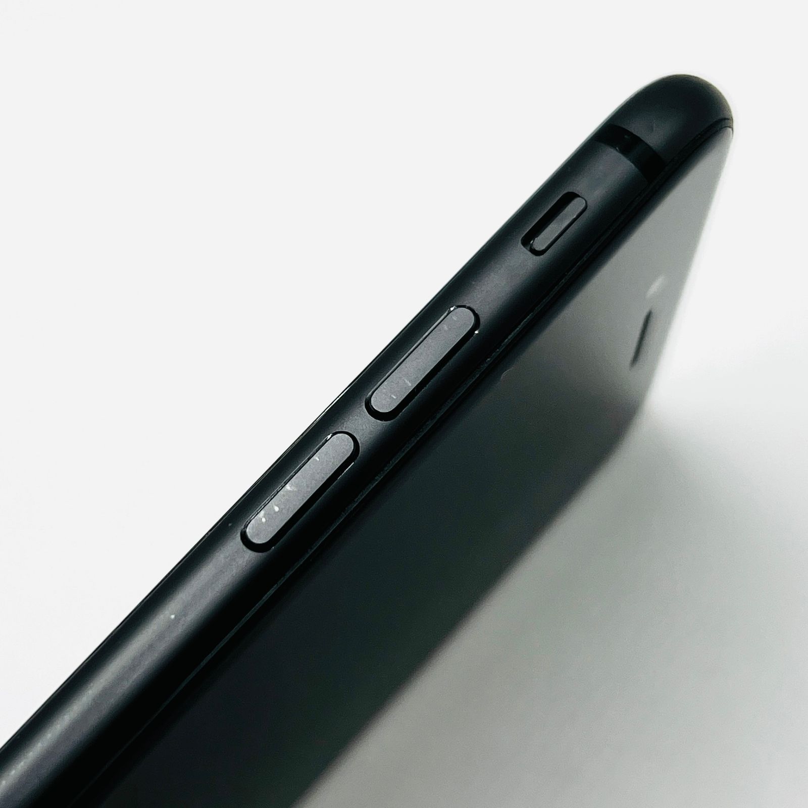 iPhone8 64GB スペースグレイ SIMフリー 動作確認済 - メルカリ