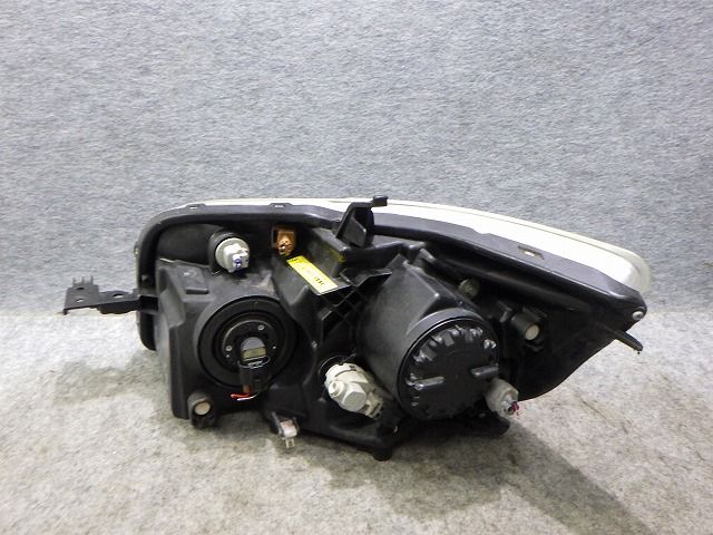 カローラルミオン 右ヘッドライト HID NZE151N ZRE152N ZRE154N 12-540