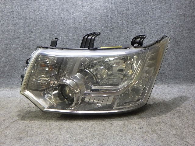 デリカD5 ヘッドライト 左右 HID CV1W CV2W CV4W CV5W 前期 100-87918