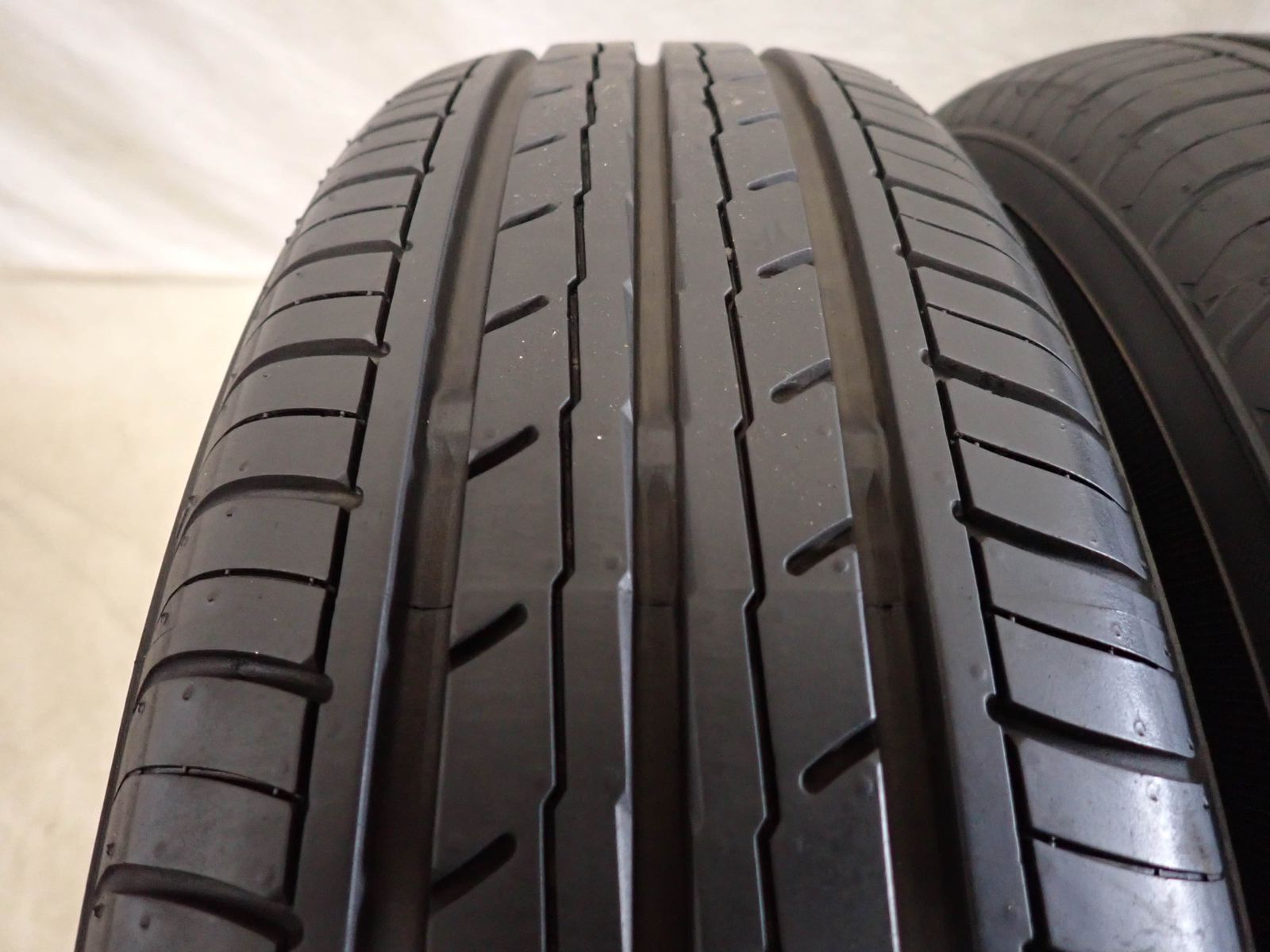 夏4本SET 会社宛 送料無料 165/70R14 81S ヨコハマ ブルーアース ES32 