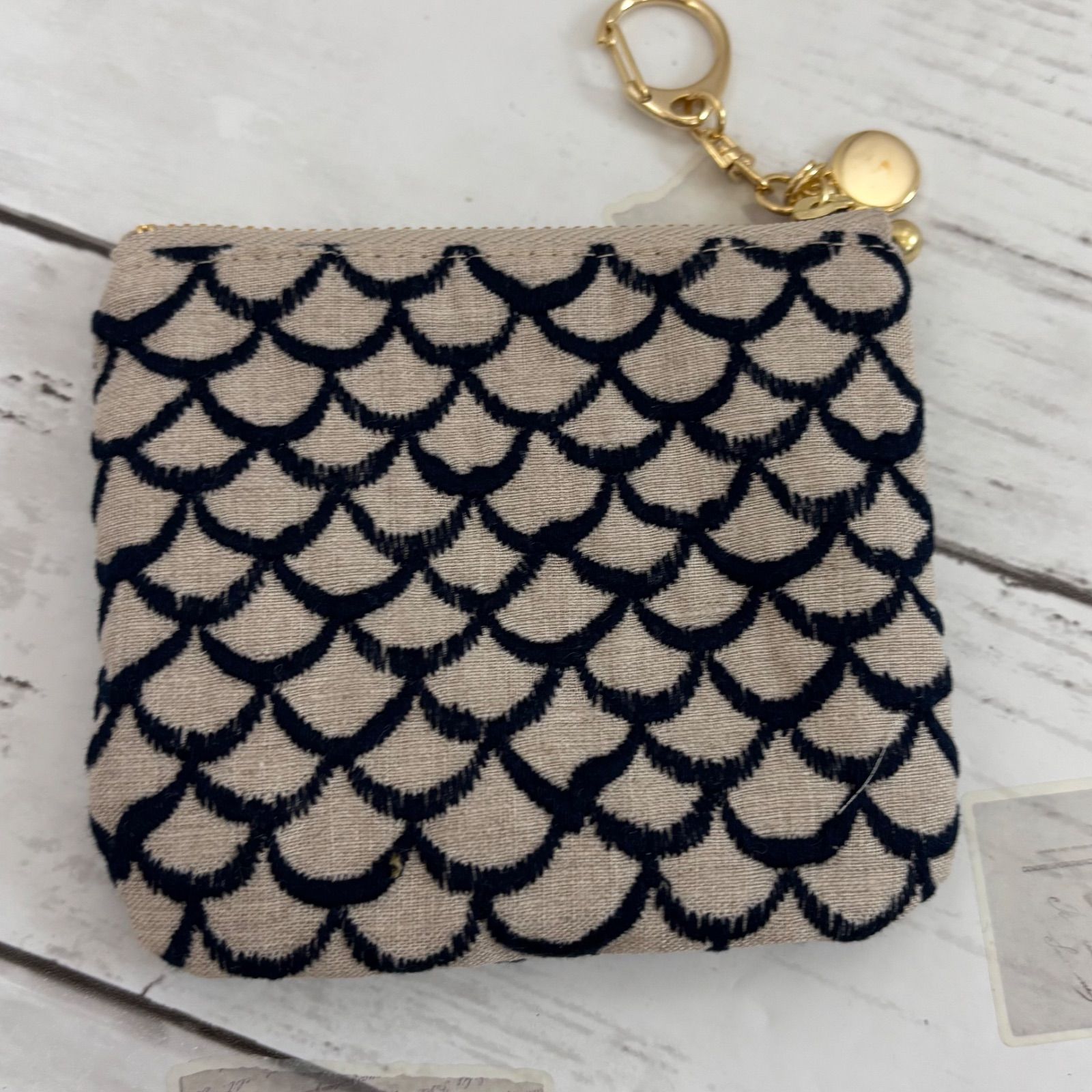 ハンドメイド ミナペルホネン マーメイド ベージュのミニポーチ - メルカリ