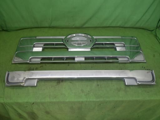 【中古】デコトラ プロフィア 社外 メッキ フロントグリル 2台分