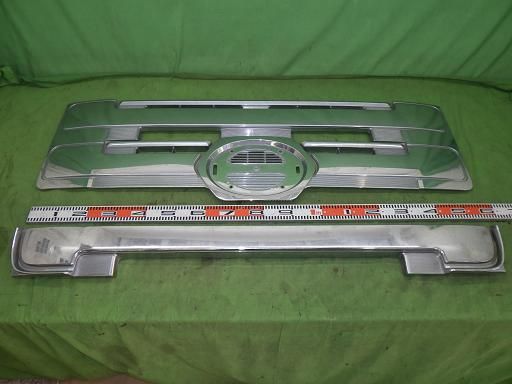 【中古】デコトラ プロフィア 社外 メッキ フロントグリル 2台分