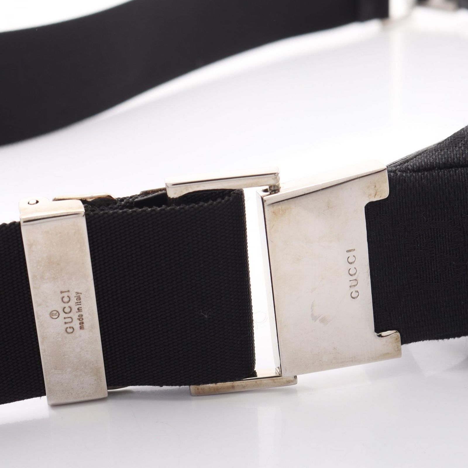 GUCCI グッチ GGキャンバス ショルダーバッグ