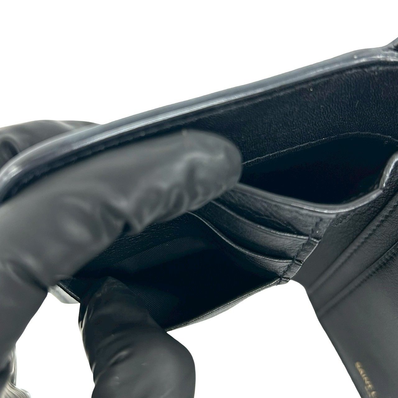 極 美品 SAINT LAURENT サンローラン YSL カサンドラ ロゴ レザー 本革 ラウンドジップ 二つ折り財布 ミニ ウォレット ブラック 288-9