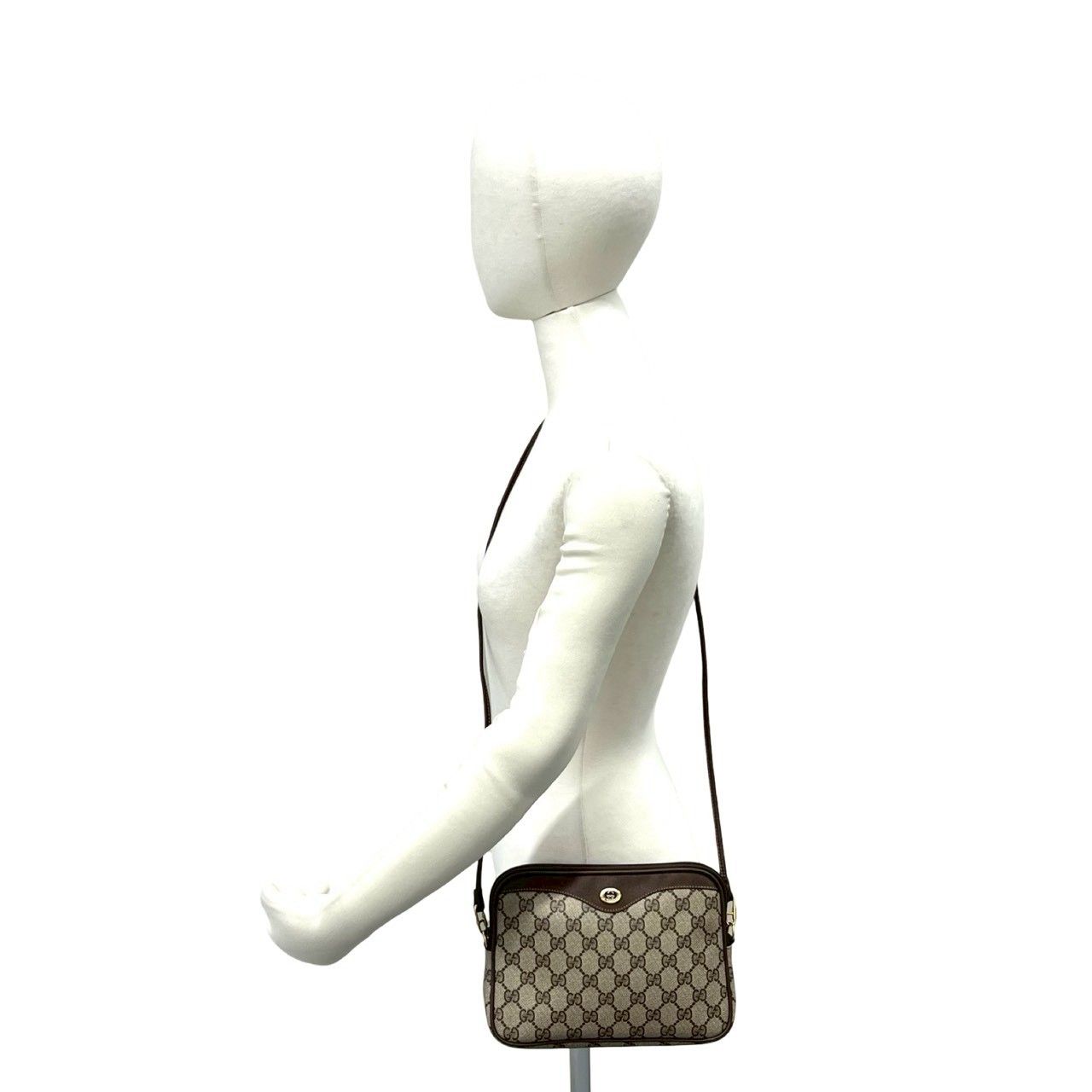 極 美品 希少品 GUCCI グッチ オールドグッチ GG ロゴ 柄 金具 レザー