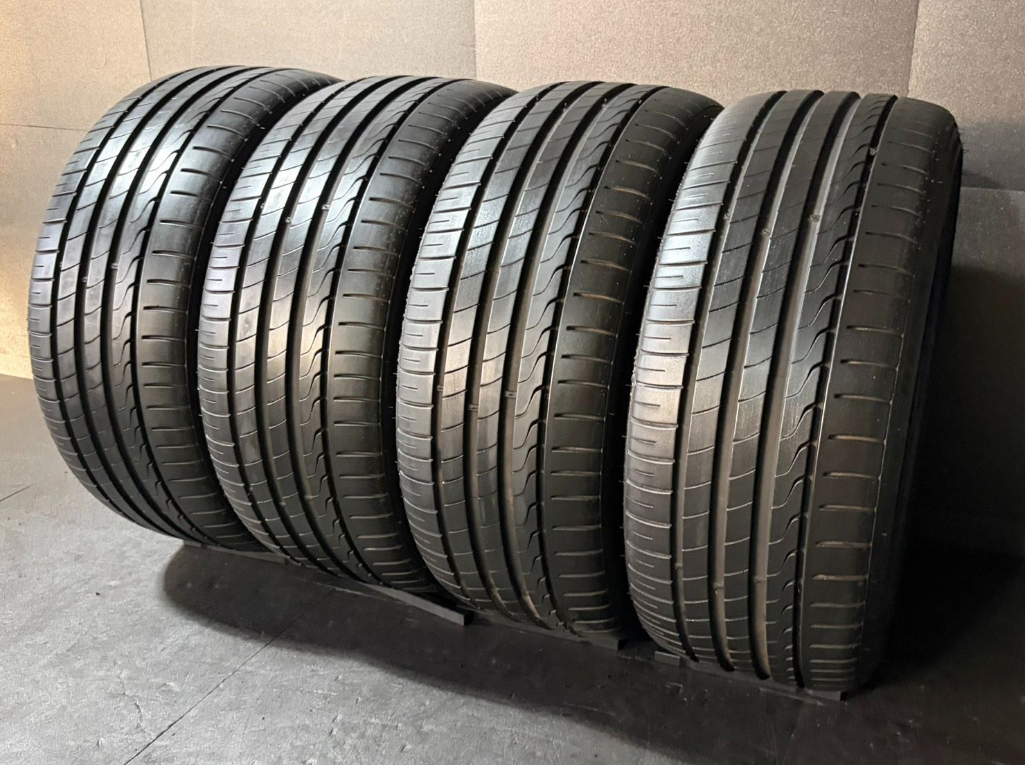 2022年製 約6.7mm～6.9mm ミネルヴァ　MINERVA RADIAL F205 225/35R19 4本 h_2657 16,352円
