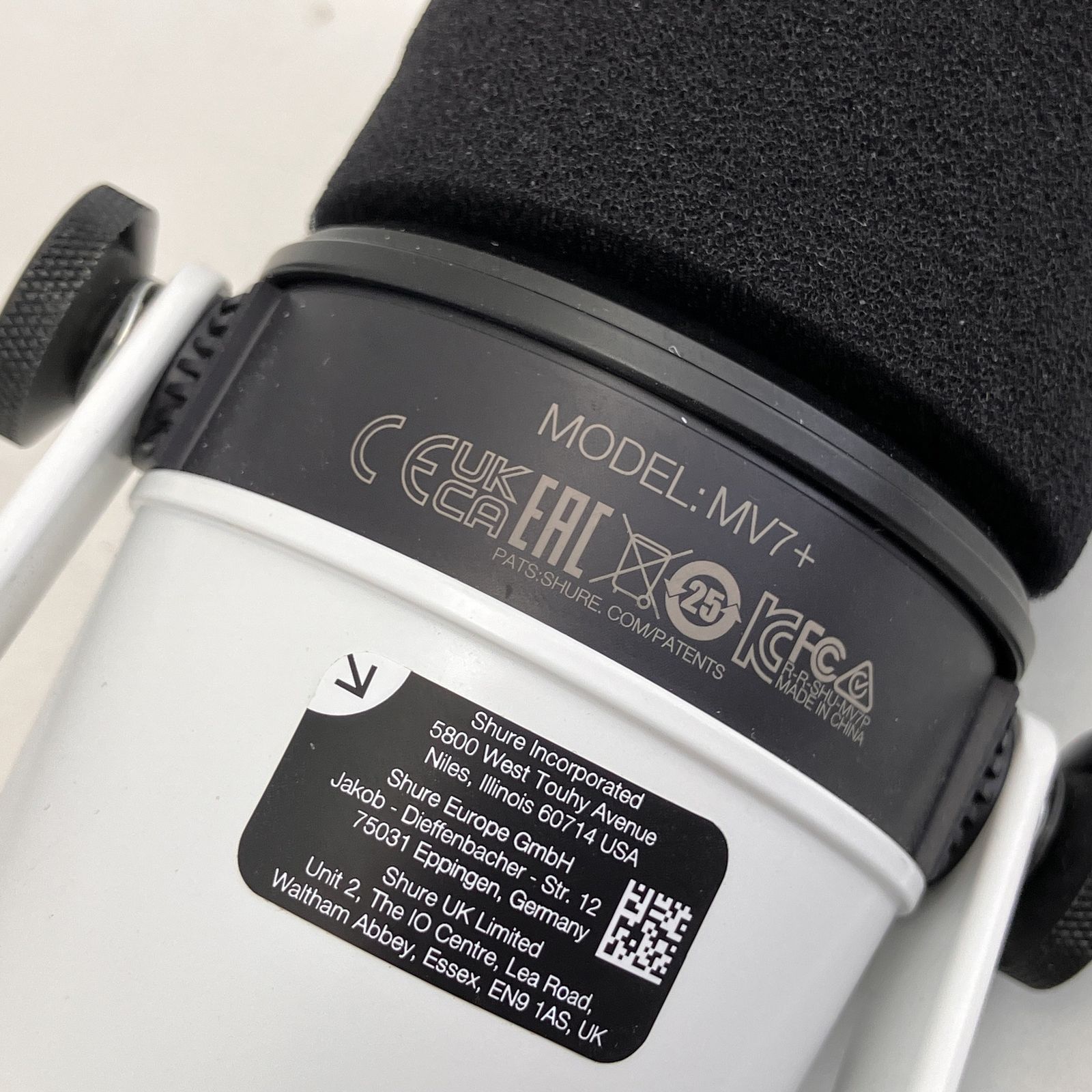 SHURE MV7+ ポッドキャストマイクロホン マイク 音響機器 中古