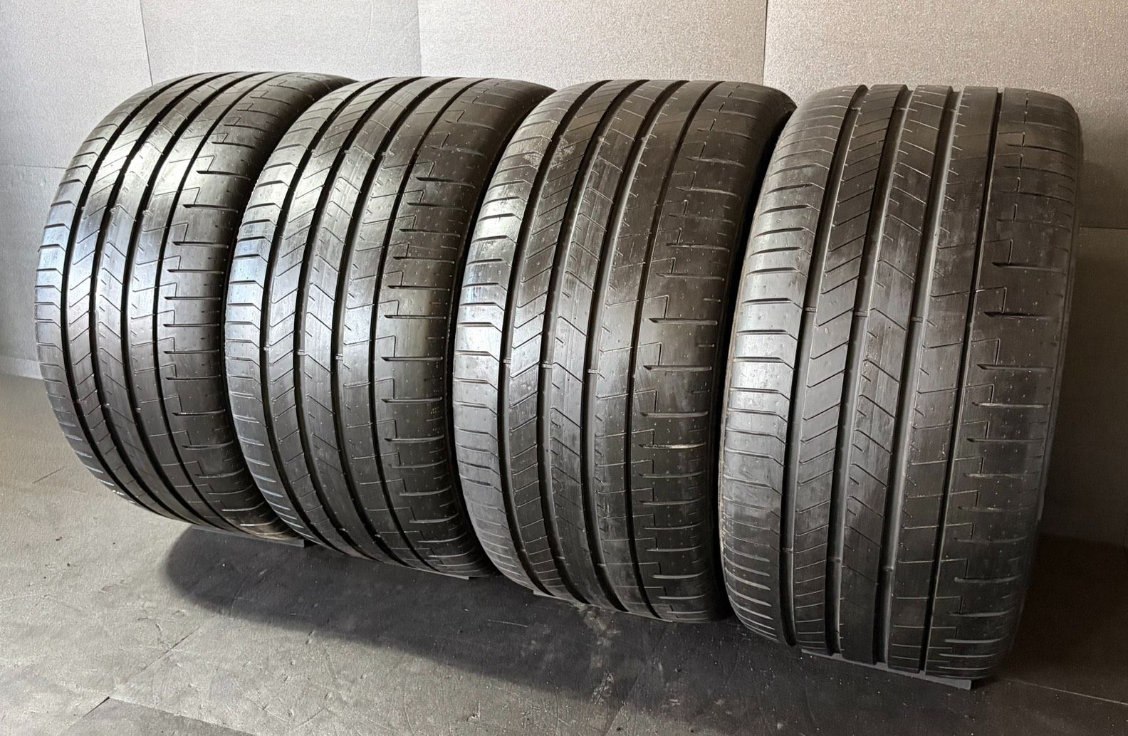 うっすらイボ 2020年製 約9.9分山 ピレリ PIRELLI ピーゼロ P ZERO ND0