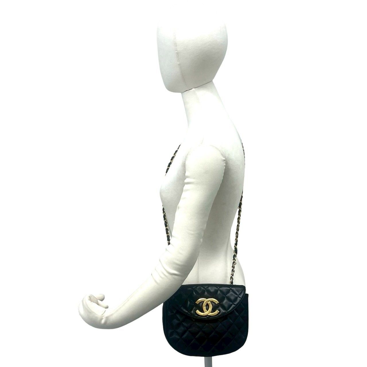 極 美品 シール有 0番台 CHANEL シャネル マトラッセ ハーフムーン